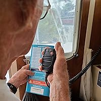 Vista 4 de The Boat Galley Práctica referencia VHF – Guía rápida para todos los navegantes Veleros, lanchas de motor, barcos de pesca, arrastreros, casas