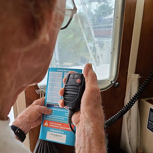 Miniatura 4 de The Boat Galley Práctica referencia VHF  Guía rápida para todos los navegantes  Veleros, lanchas de motor, barcos de pesca, arrastreros, casas
