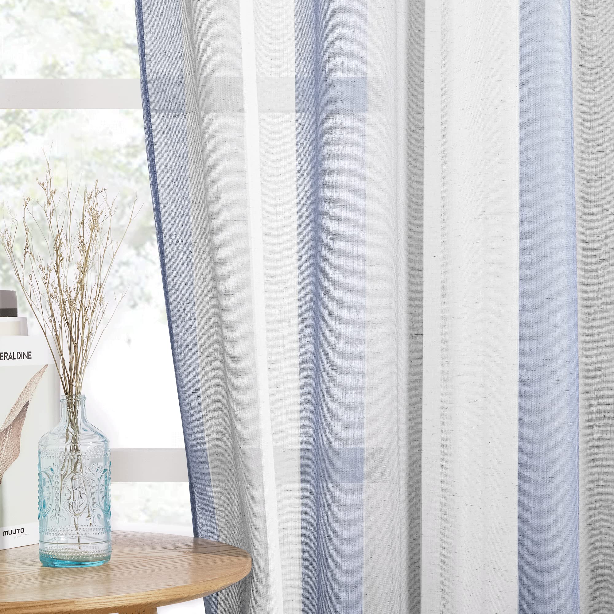 Rideaux et voilages en lin pour chambre et couloir lumineux