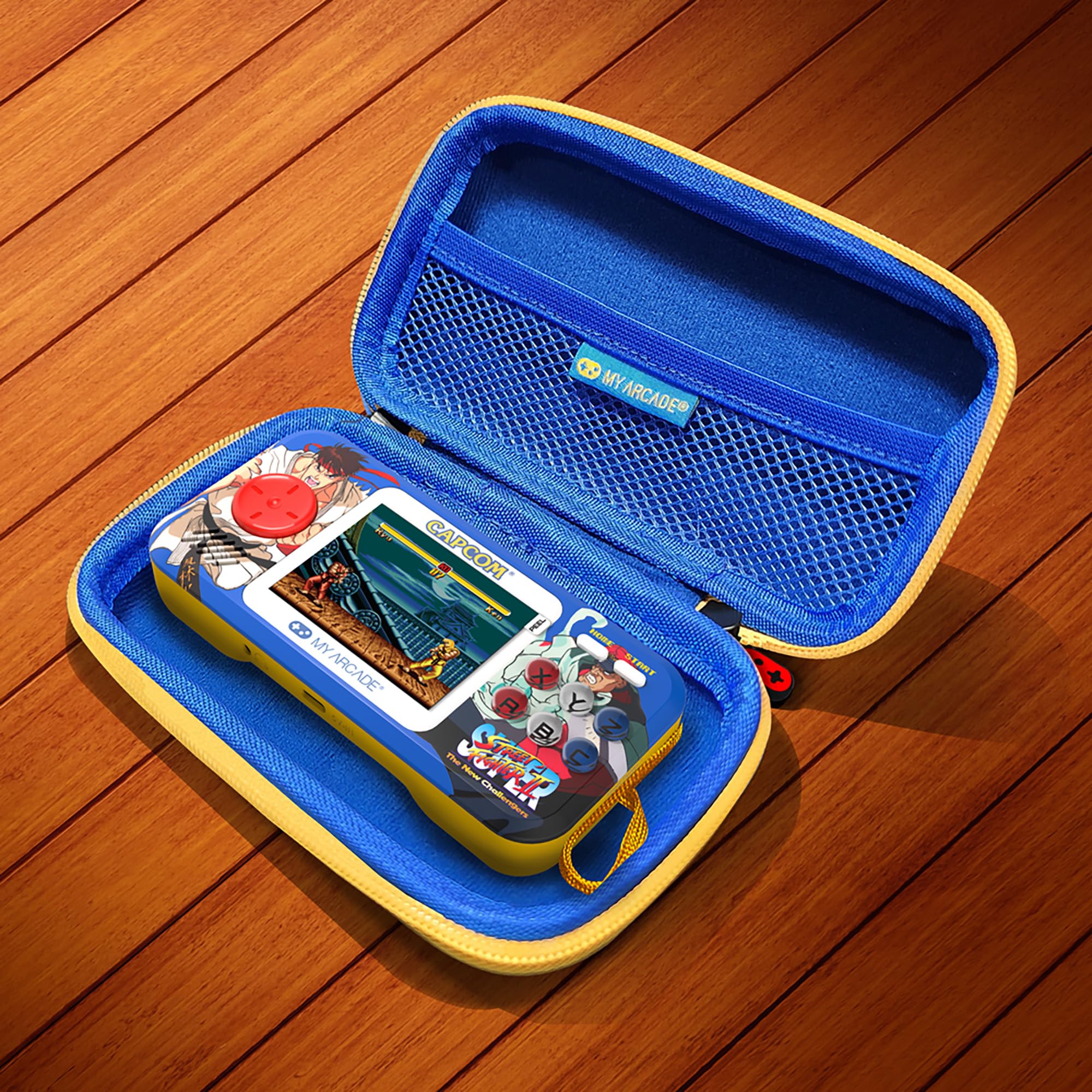 My Arcade Street Fighter II Pocket Player - oficjalnie licencjonowana przenośna konsola do gier, walizka podróżna, w zestawie osłona ekranu