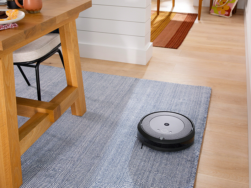 Amazon.com - iRobot Roomba i3+ EVO (3550) Self-Emptying Robot