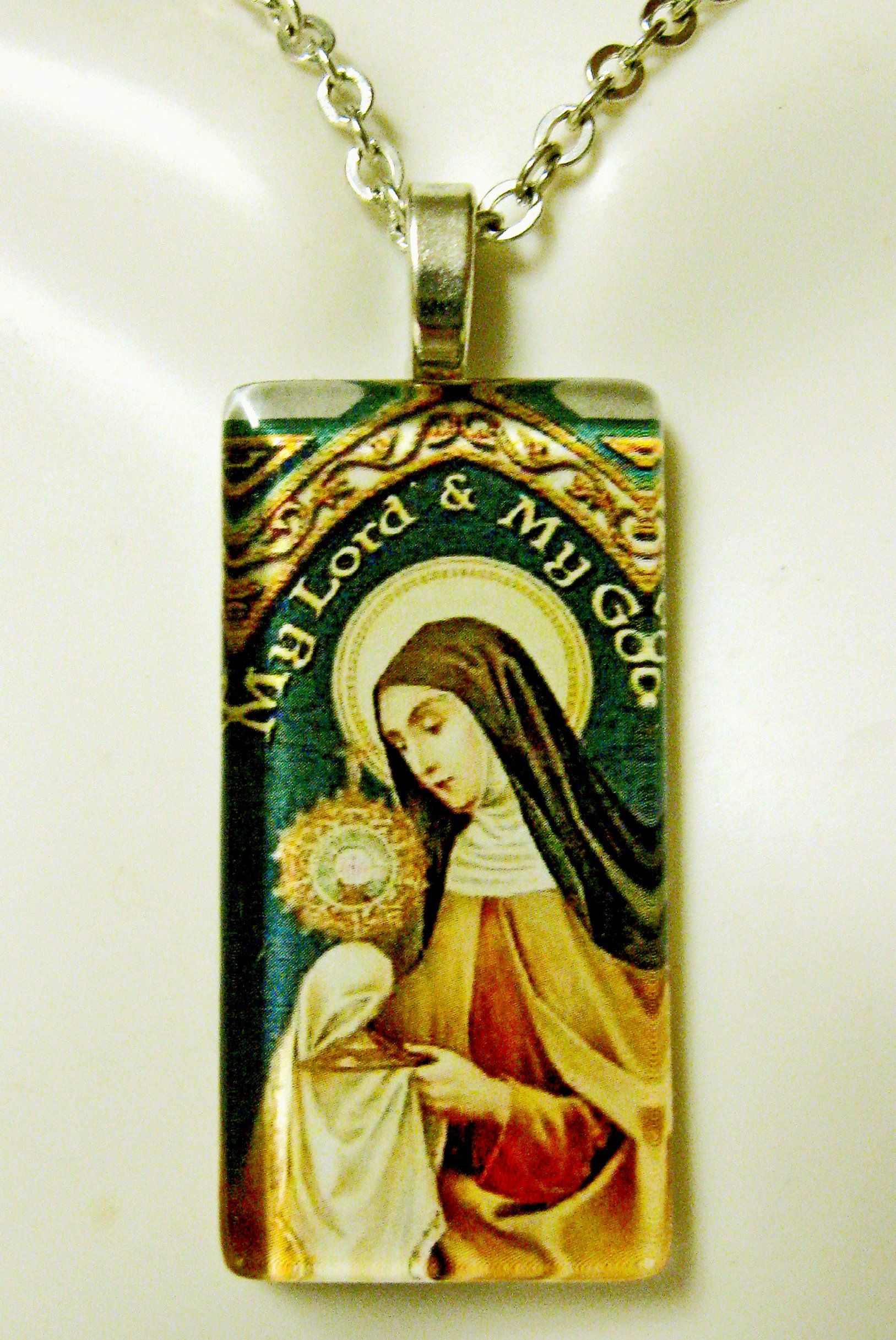 Saint Clare of Assisi pendant with chain - GP01-009
