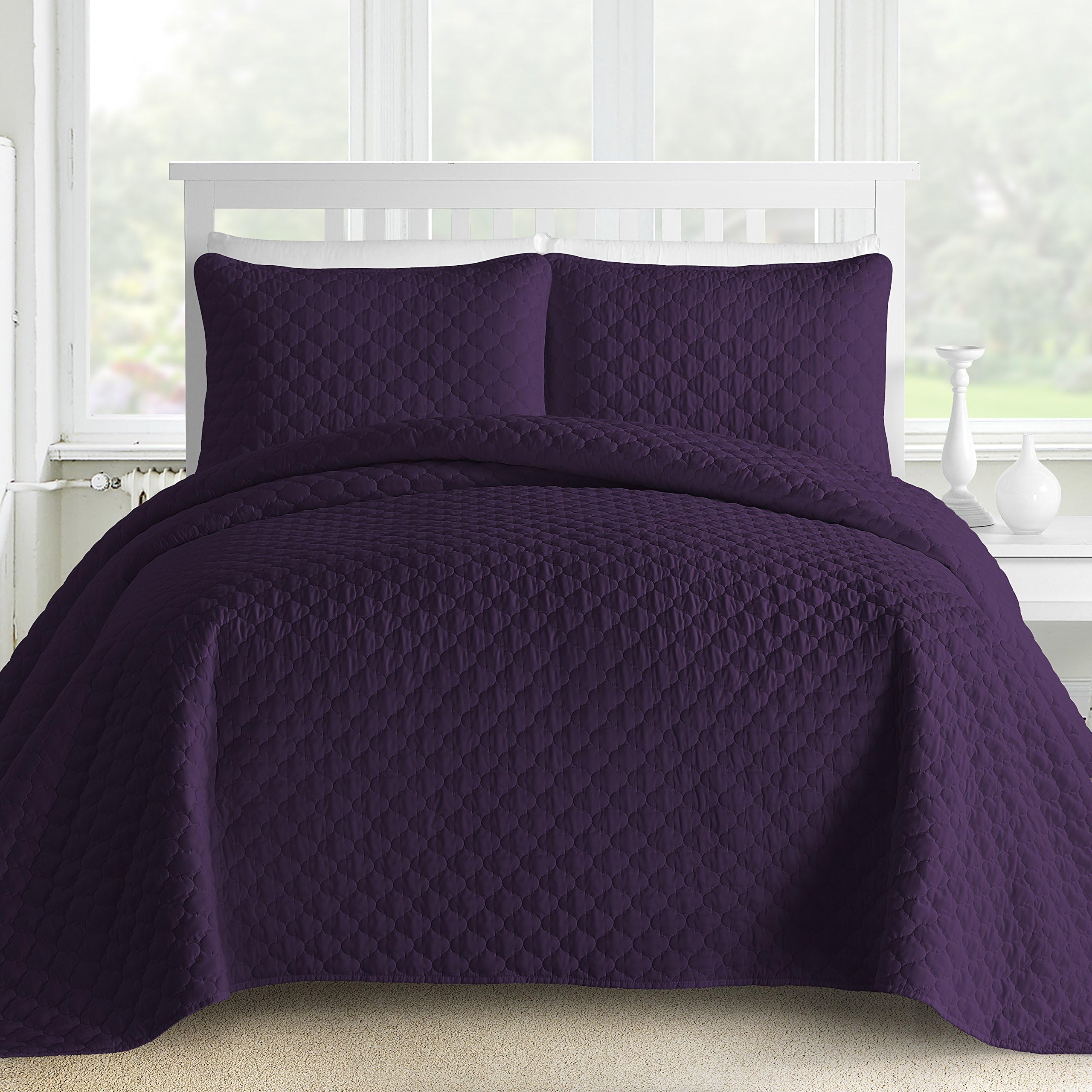 Comfy Bedding 3-Piece Bedspread Coverlet Set Oversized and Prewashed Lantern Ogee Quilted, King/California King, Plum