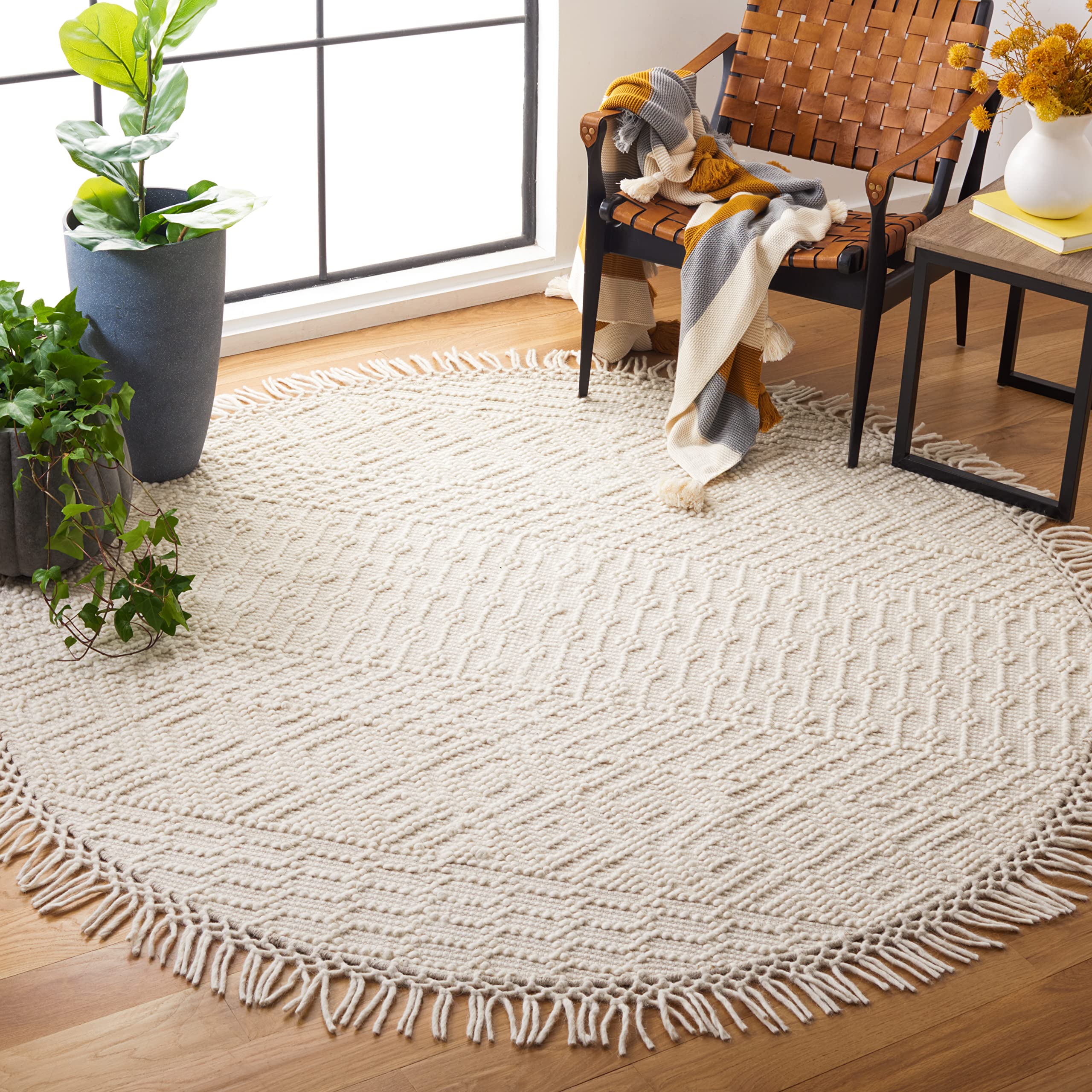 SAFAVIEH Natura Collection 6' Round Ivory NAT852B Handmade Wool Entryway Foyer Living Room Bedroom Kitchen Area Rug