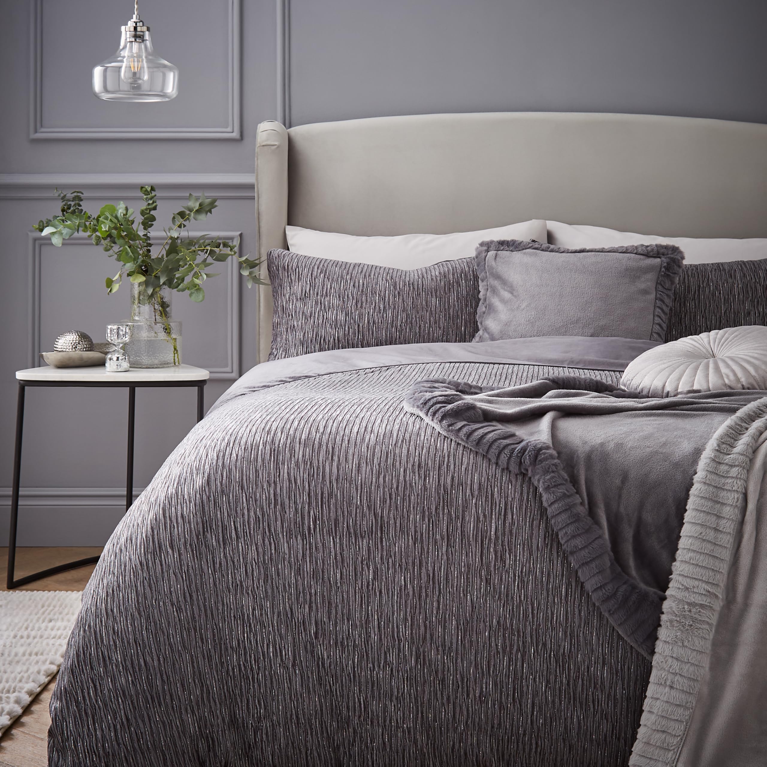 Catherine Lansfield Grey Allure Sparkle King Duvet Cover Set With Pillowcases