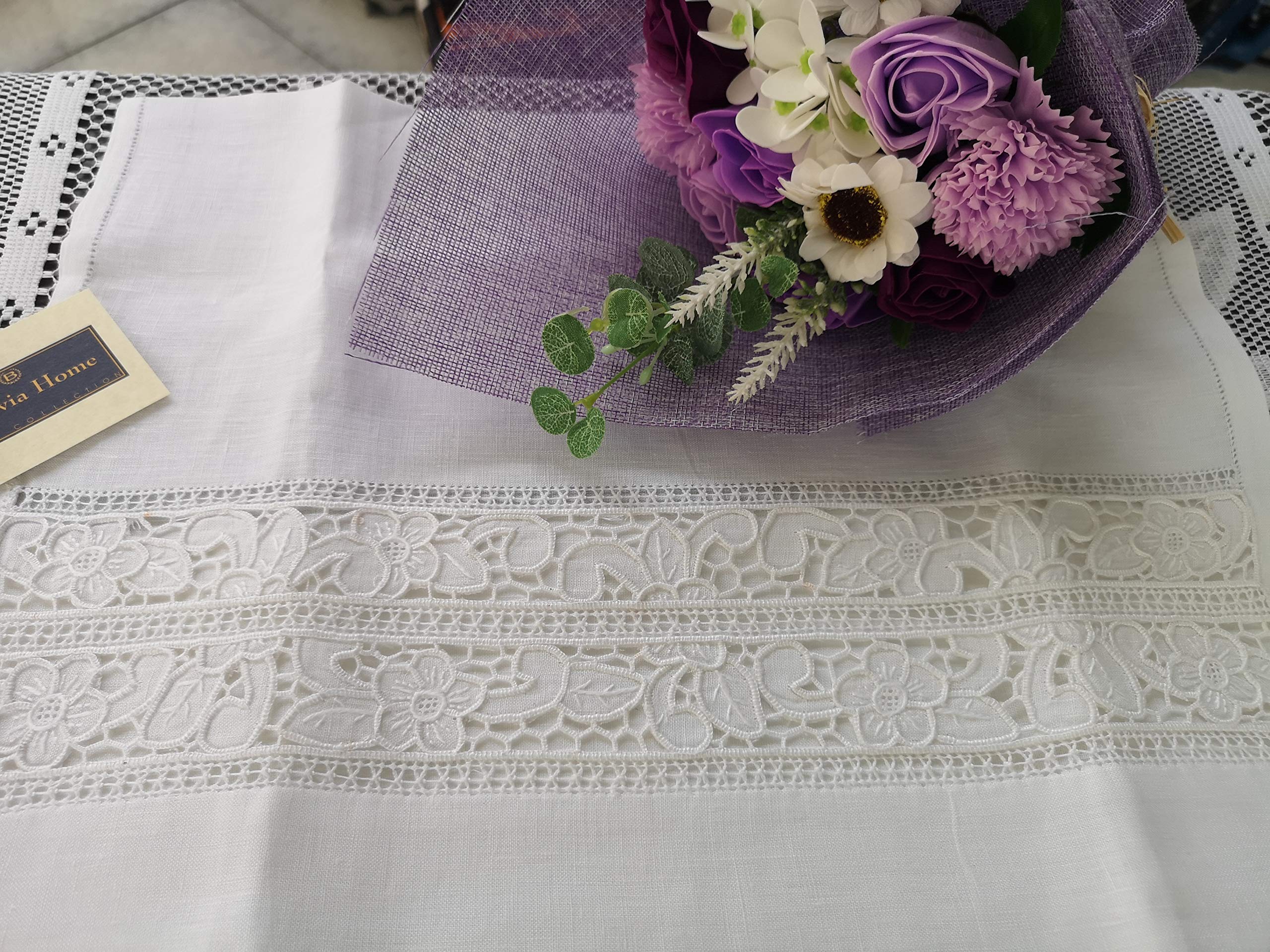 Élégantes serviettes en lin pur 1 + 1 avec des serviettes