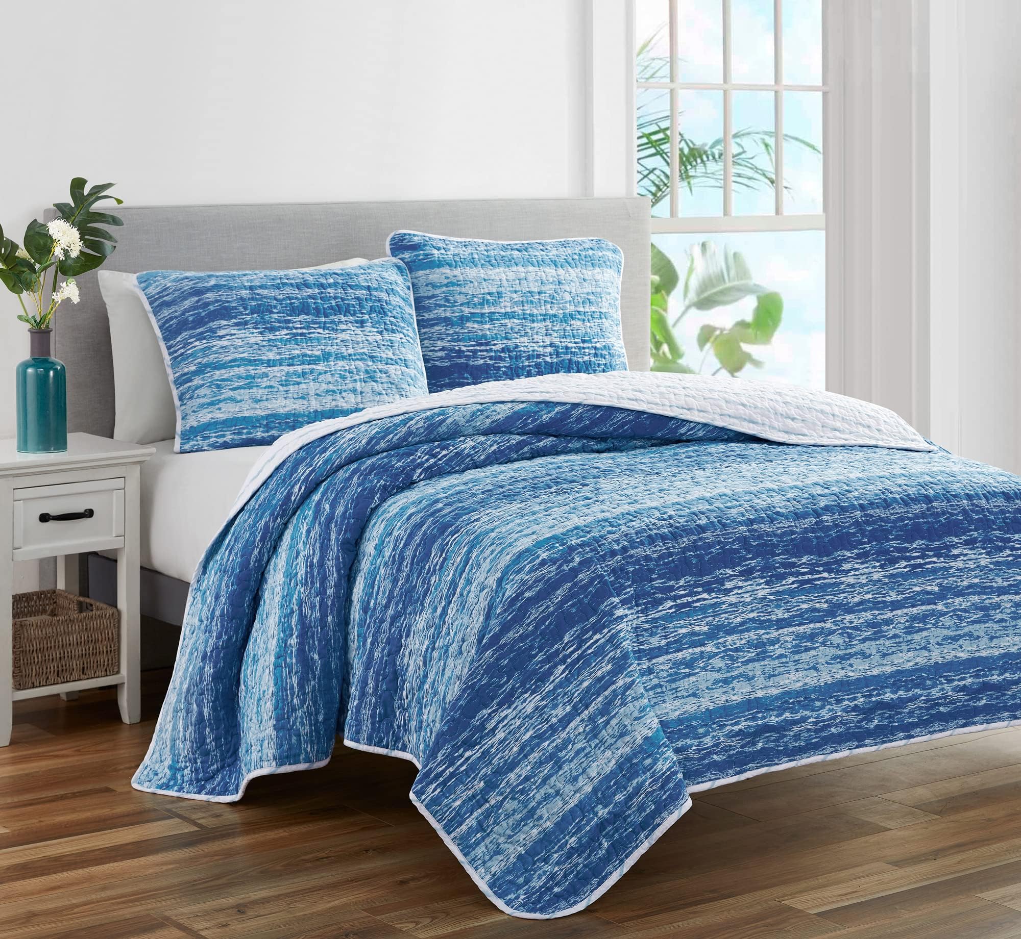 Ocean Stripe Blue 3-Piece Cotton Quilt Bedding Set - Full/Queen