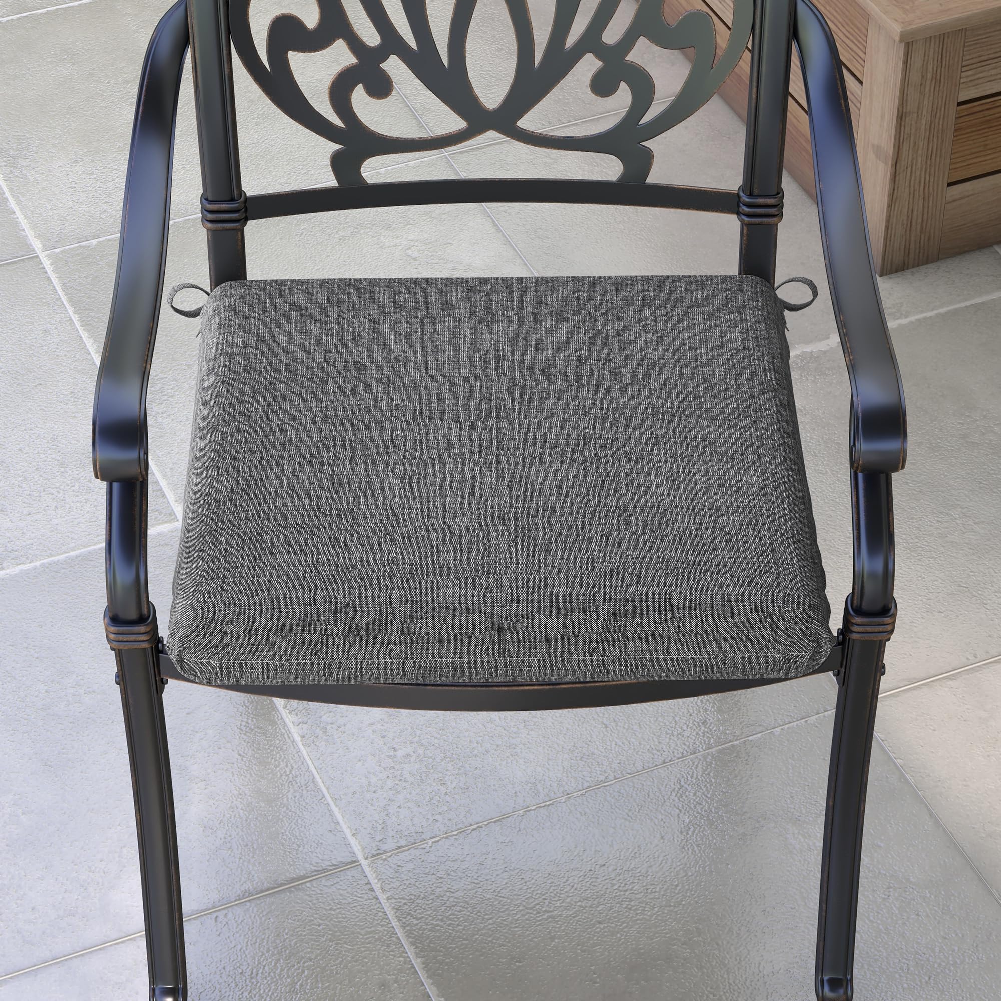 Outsunny Lot de 4 Coussins de Chaise Rembourrage Épais 47 x 47 cm Gris