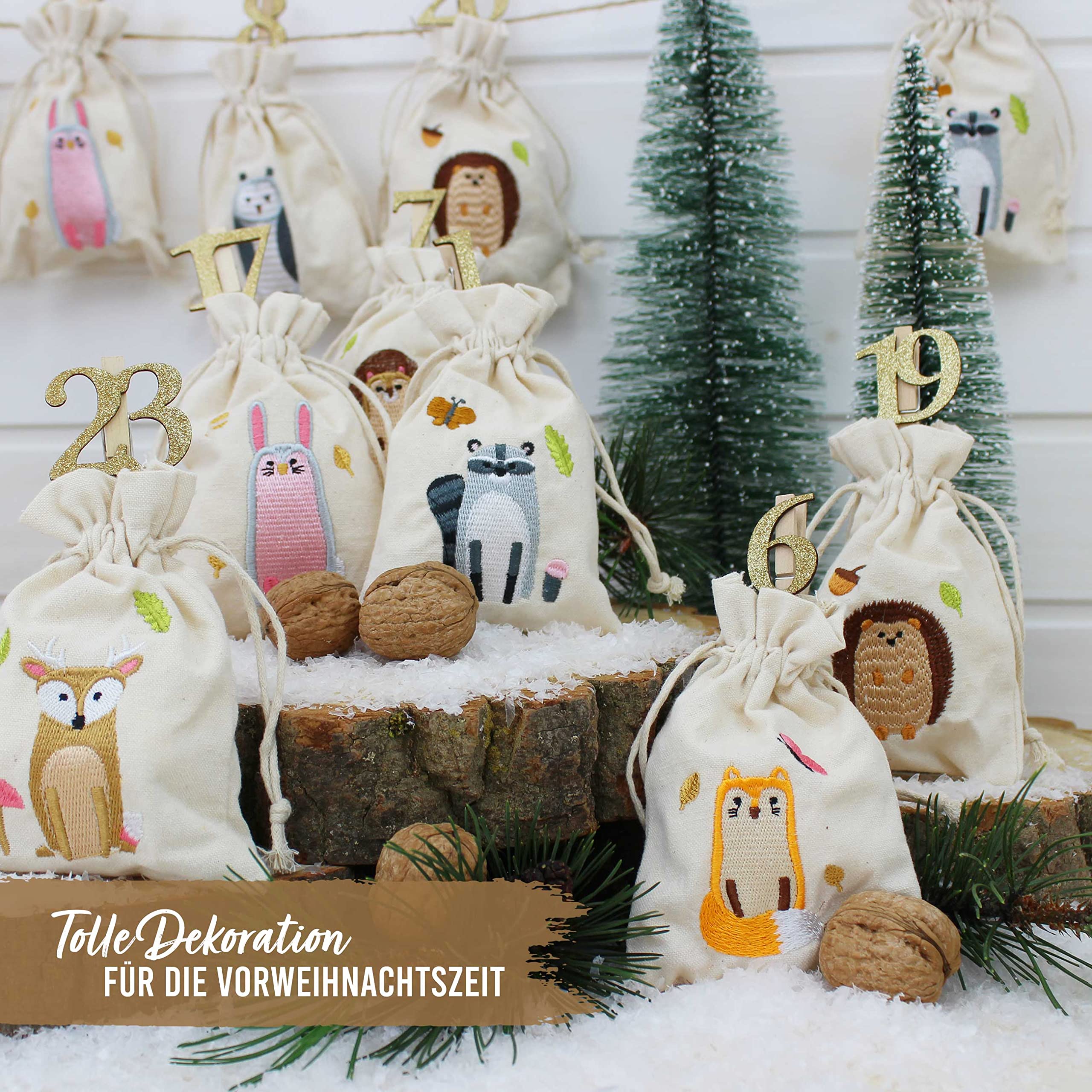 Papierdrachen Adventskalender 2025 - bestickte Stoffsäckchen „Waldtiere“ mit goldenen Holzzahlen - Stoffbeutel zum Befüllen & Dekorieren - Geschenkidee
