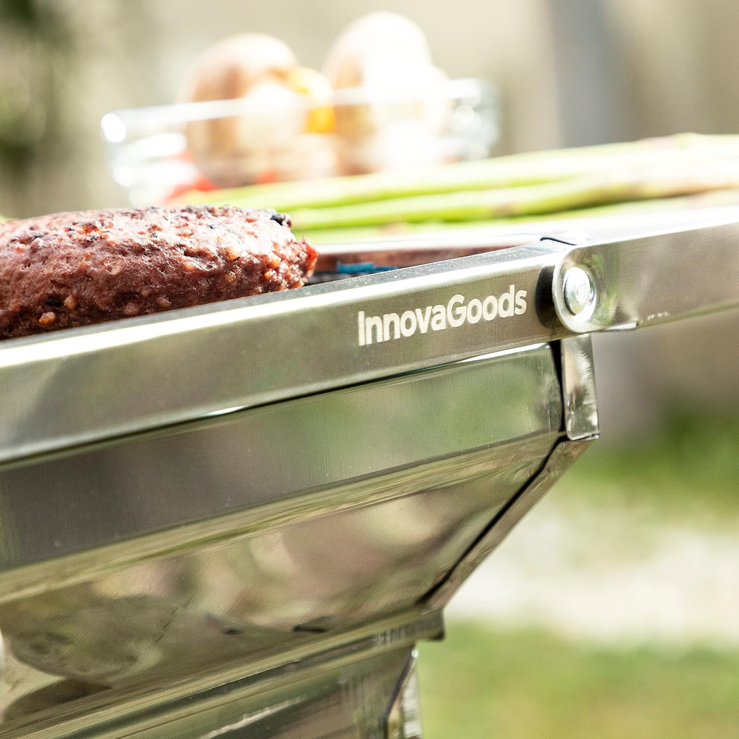 InnovaGoods® Barbecue ExelQ, Barbecue in carbonio portatile, barbecue portatile, facile e comodo da trasportare, ideale per risparmiare spazio, in acciaio inox