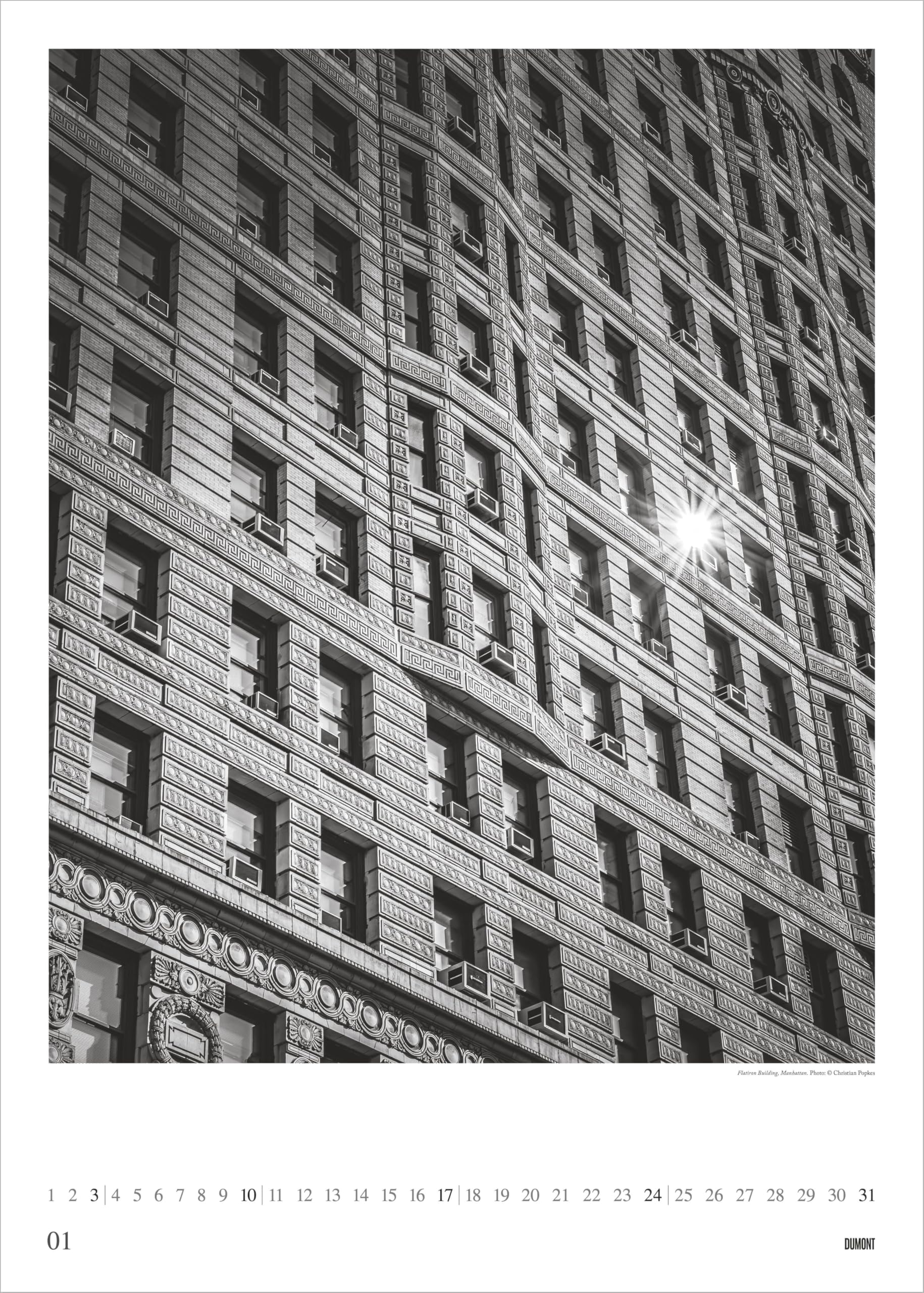 New York 2027: Wandkalender 50x70 cm mit 12 Stadtfotografien in Schwarz-Weiß von Christian Popkes und sprachneutralem Kalendarium