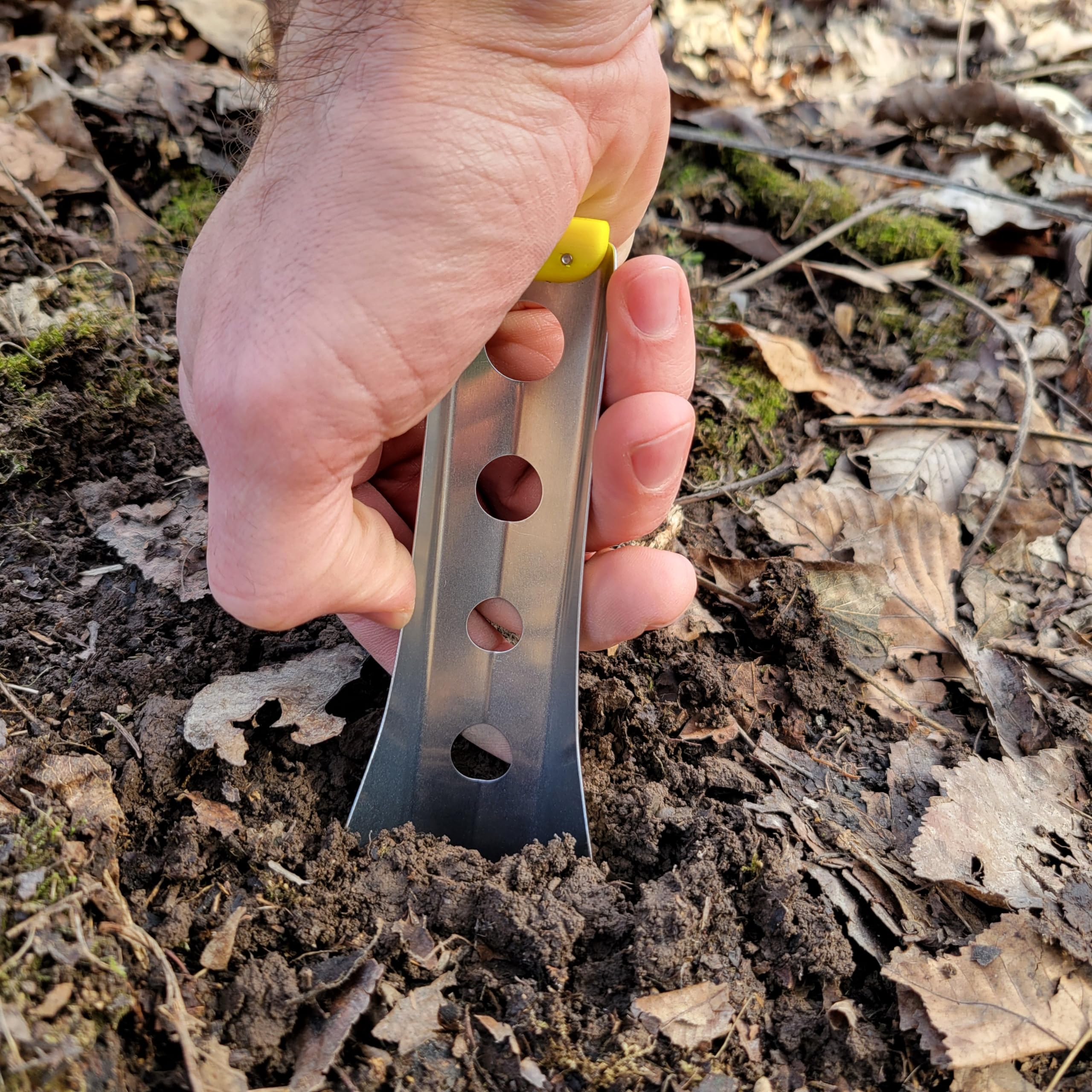 BoglerCo Ultralight Backpacking Trowel, 0.48 oz (13.5g) (Yellow) - Image 4