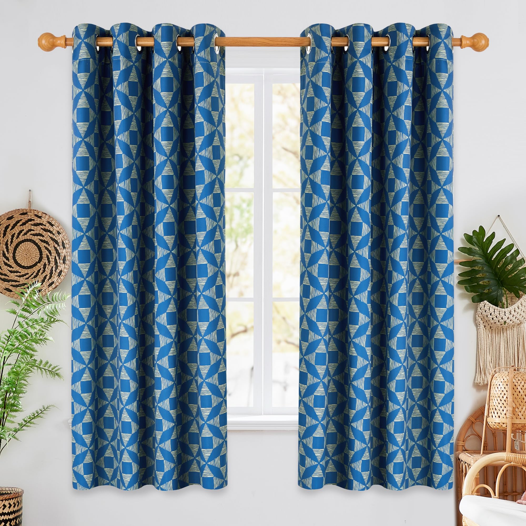 Deconovo Cortinas Dormitorio Salon Opacas Acogedor Termicas Aislantes Frio y Diseno de Lineas Rombicas Cuadradas Cortina con Ojales 2 Paneles 140x175 cm Azul Oscuro