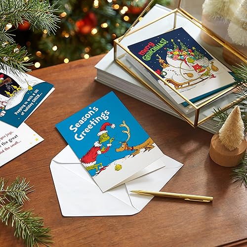 Vista 9 de Hallmark Star Wars The Mandalorian - Surtido de tarjetas navideñas en caja (16 tarjetas y sobres) Grogu, Baby Yoda, muñeco de nieve