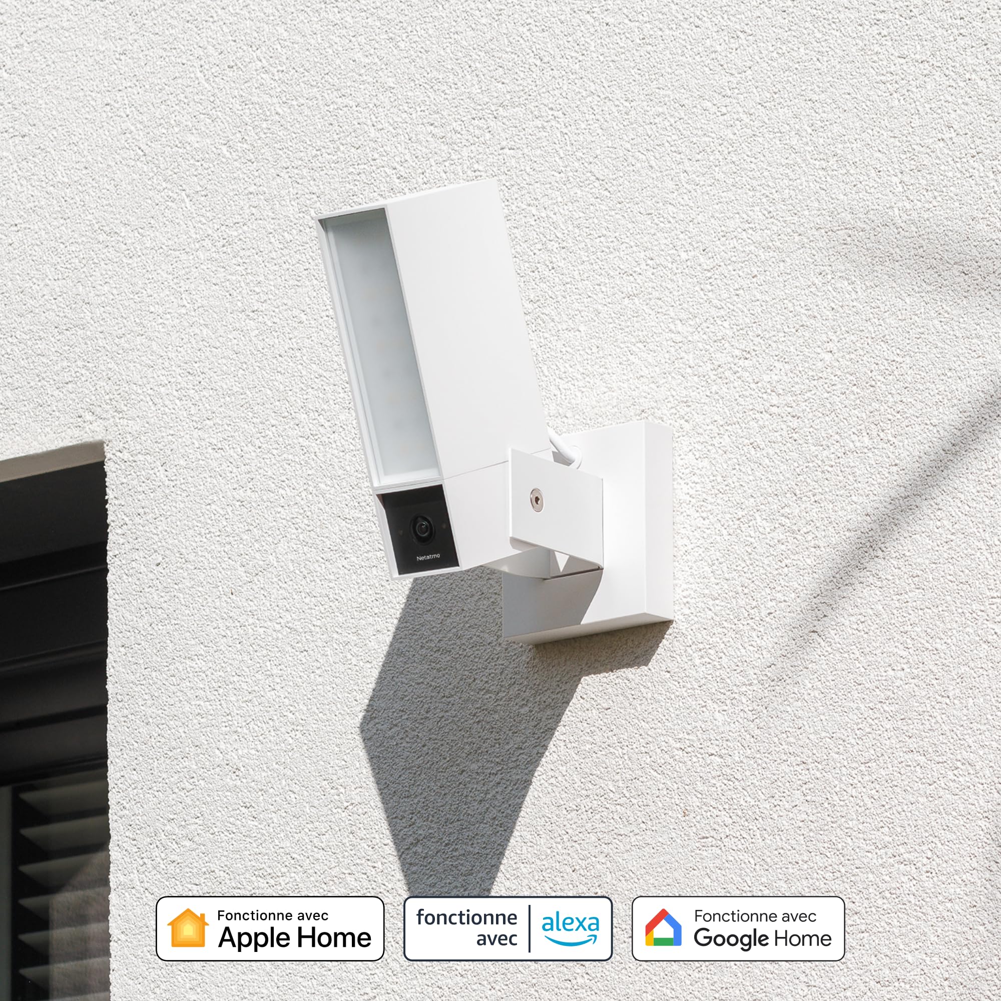 Monitorująca Kamera Zewnętrzna NETATMO, Wi-Fi 5 GHz, 2K HDR, wykrywanie osób pojazdów/zwierząt dzięki AI, reflektor LED 12 W, wbudowany alarm 105 dB, lokalne przechowywanie danych, bez abonamentu, Cza