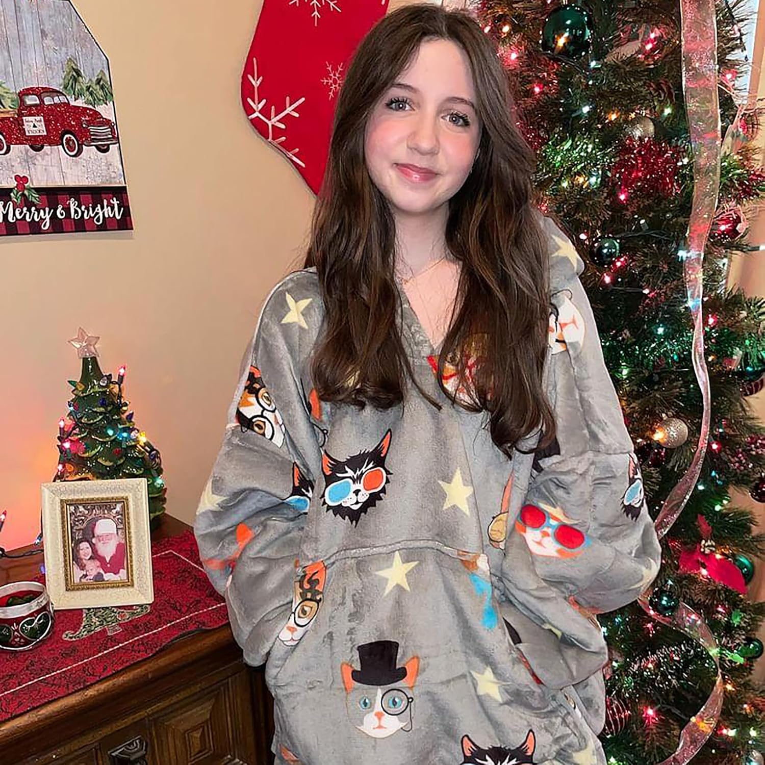 Catalonia Oversized Blanket Hoodie Sweatshirt, Comfortable Wearable Sherpa Pullover,Gift for Her - Image 2