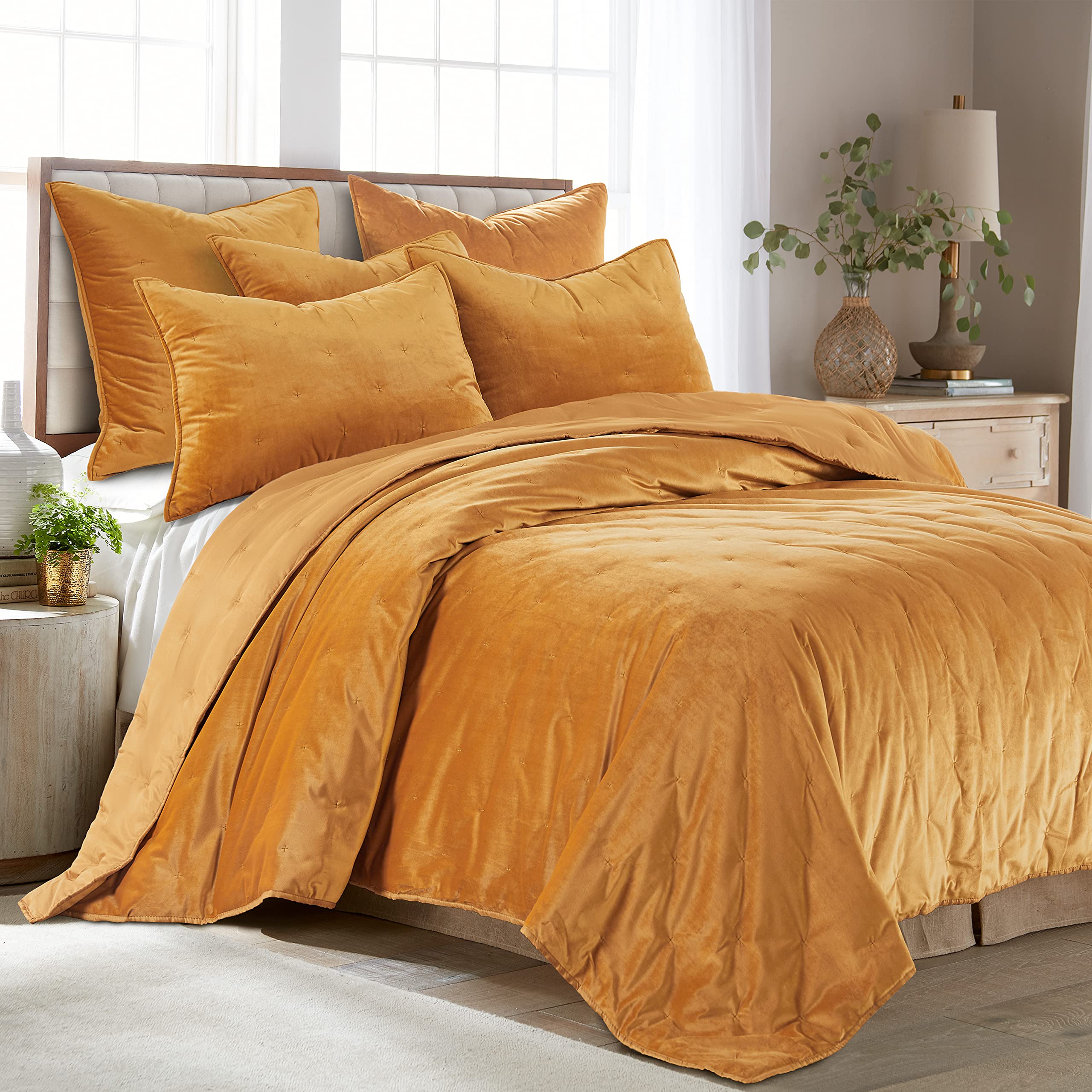 Amazon.com: Levtex Home - Calabria King/Cal King Quilt