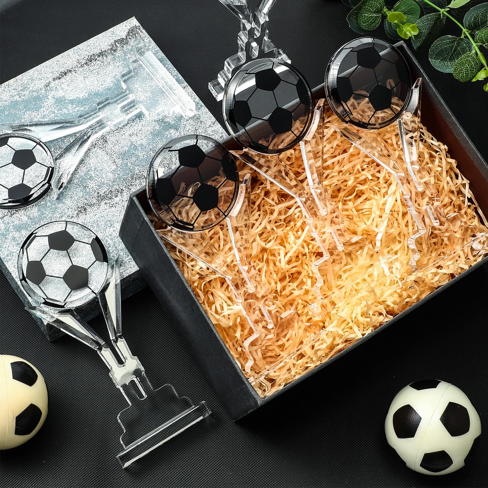 Moucuny 6 piezas de adornos acrílicos para el premio del trofeo de fútbol, letrero de fútbol, recuerdo de partido de fútbol, premio de juego para equipo de fútbol, entrenador, miembro del club, regalo