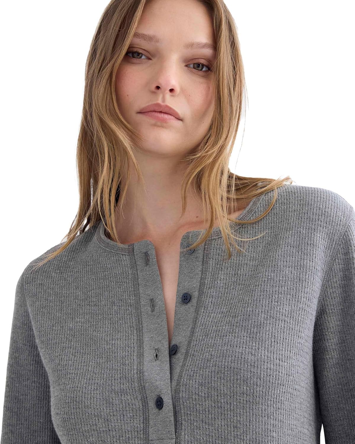 Everlane Womens Boxy Henley in Cozy Waffle - Image 5