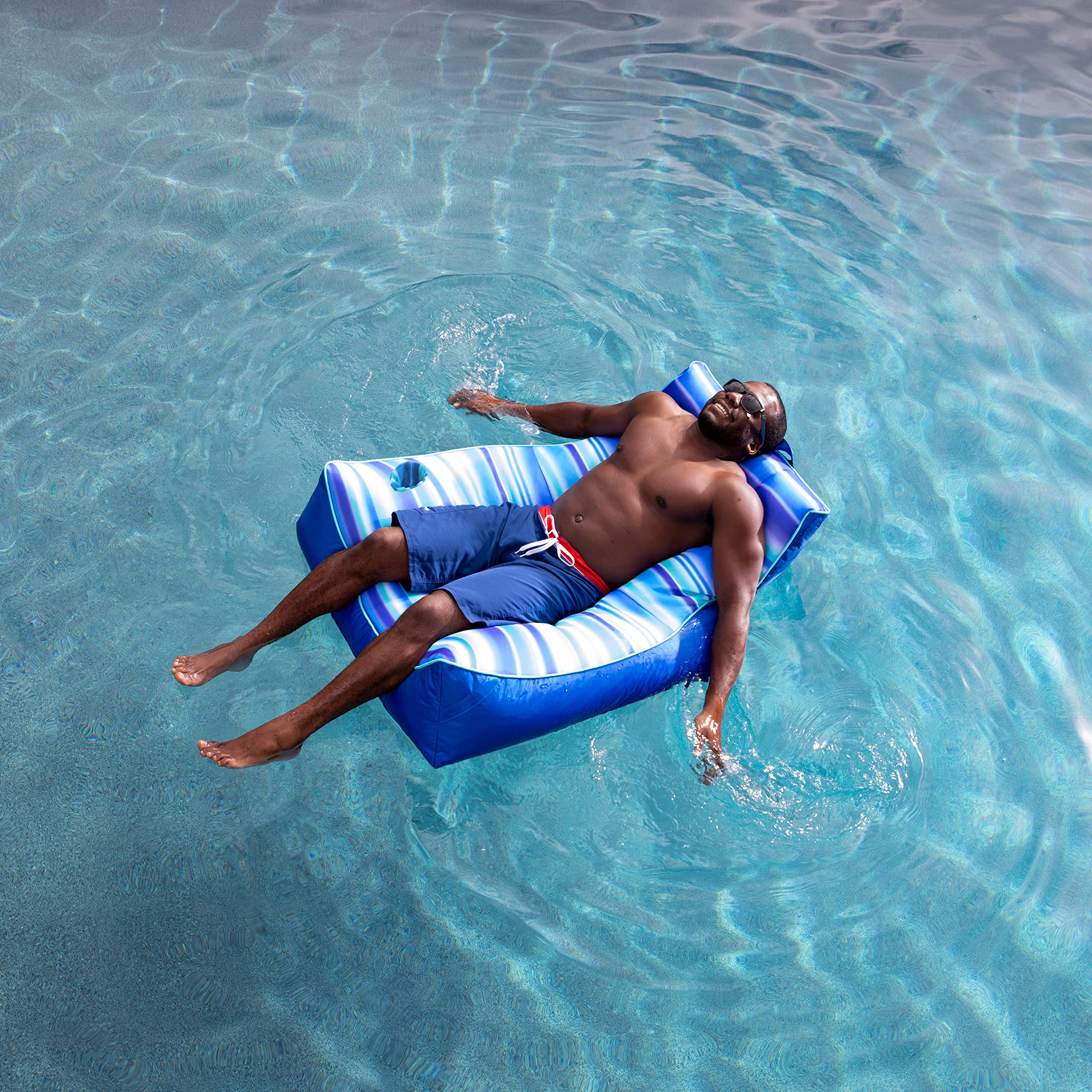 Big Joe Captain's Float 2.0 w/Cup Holder, Blurred Stripe Blue