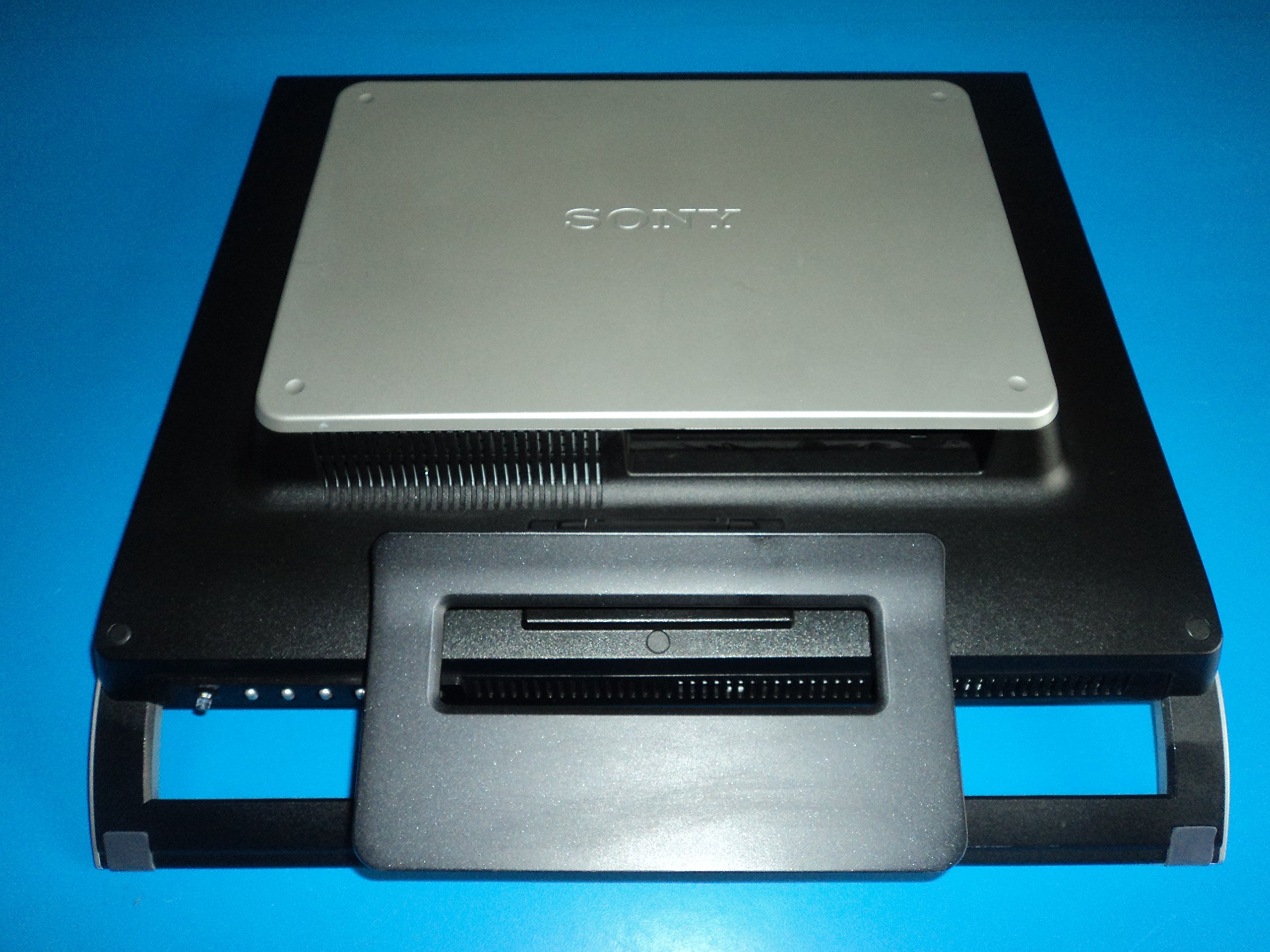 Amazon.com: Sony XBrite SDM-HS95P/S 19