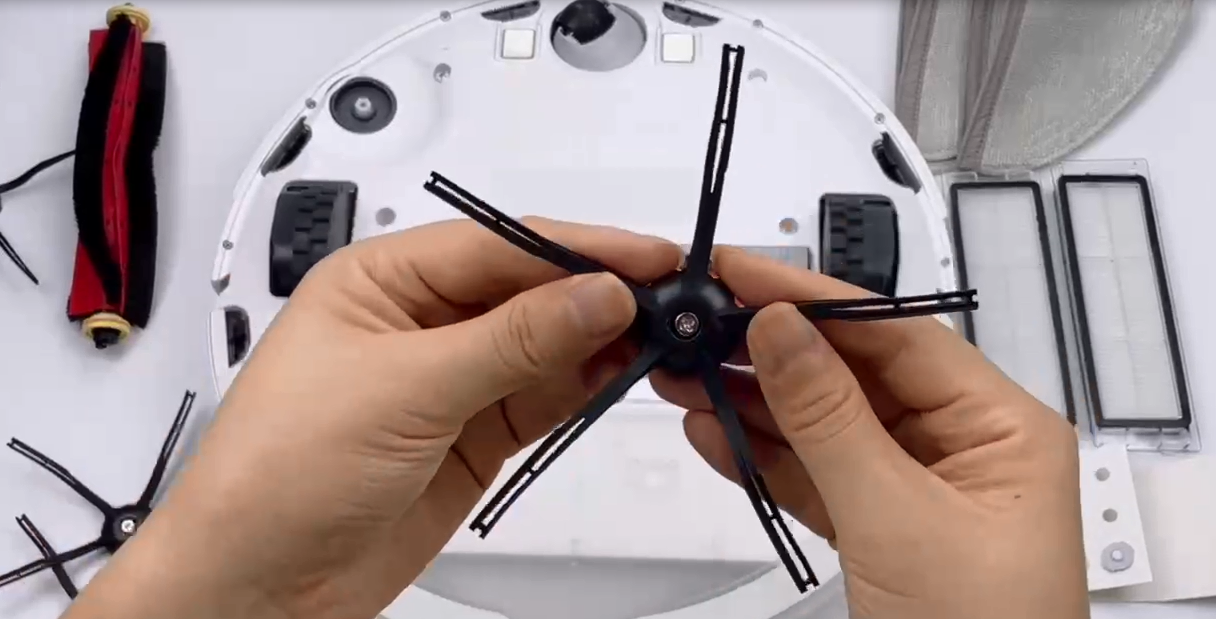 Kit 25 Pezzi Accessori Per Xiaomi Roborock S6, S5 MAX, S6 Pure, S6 MaxV – Spazzole, Filtri, Panni E Nuclei, Ricambio Compatibile (Nero)