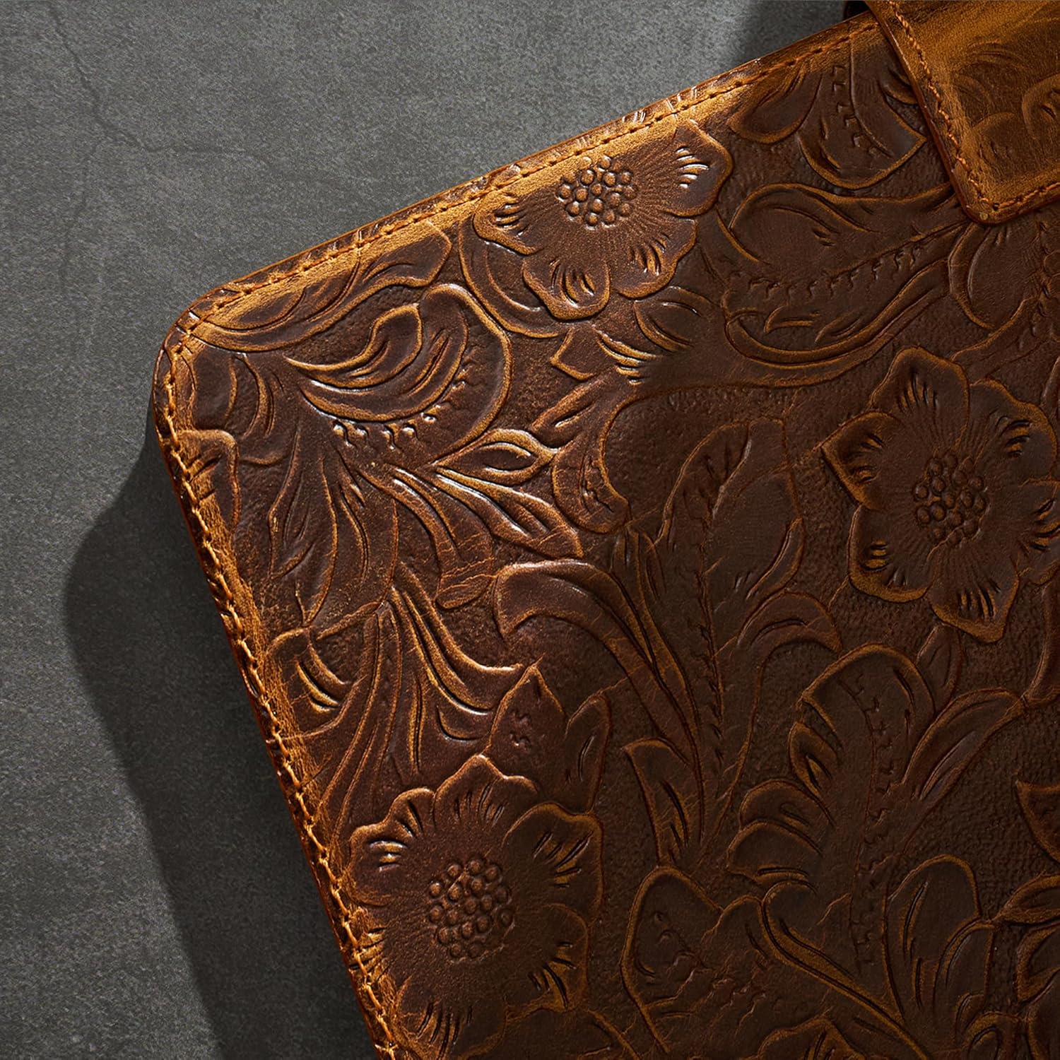 Gexmil Case for iPad 10.2 Inch,9th/8th/7th Generation(2021/2020/2019) Genuine Leather Cover Auto Sleep/Wake,Cowhide Folio Cover with Adjustable Stand with Buckle,Anti Slip,Flower Brown