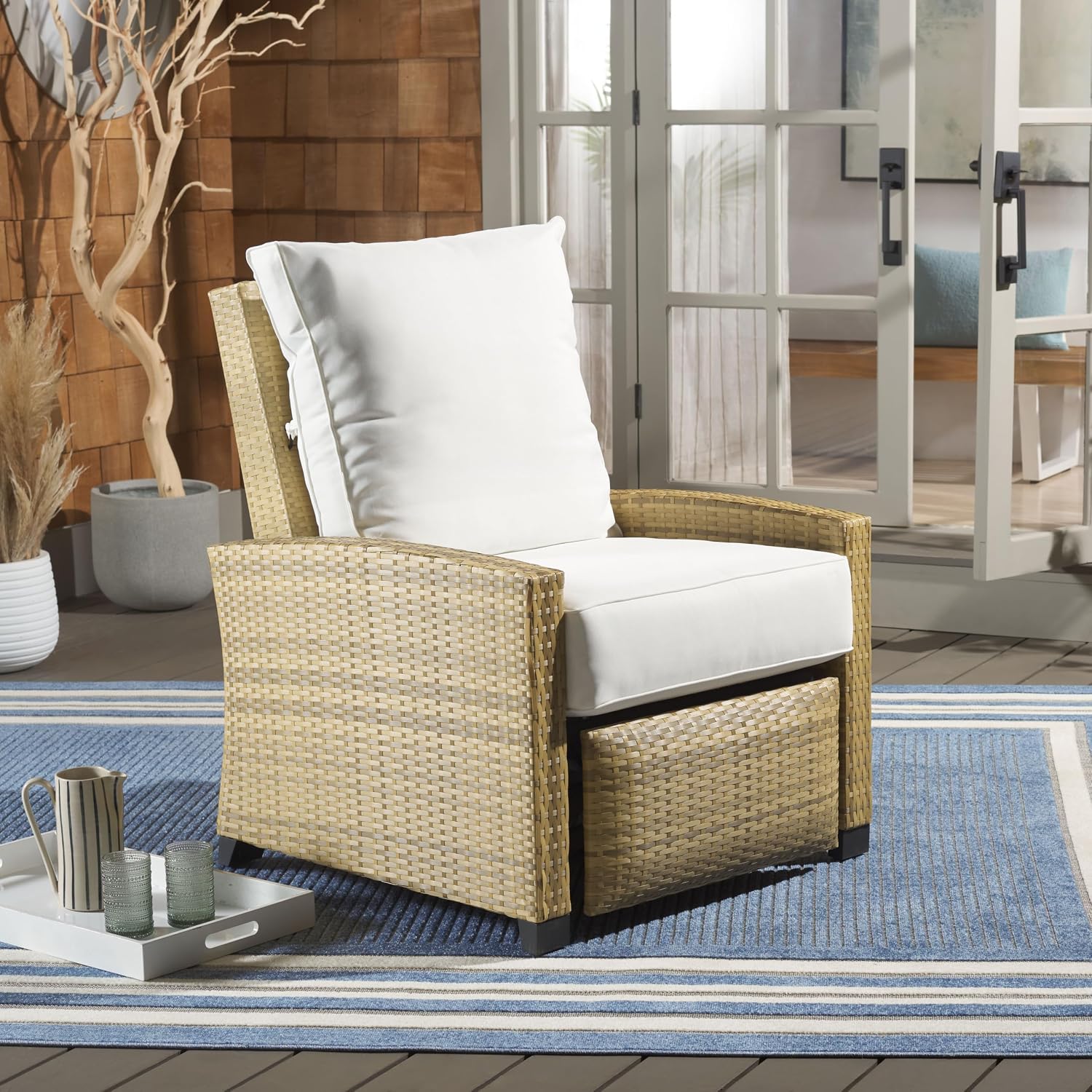 SAFAVIEH Outdoor - Landon Natural & White Patio Recliner Chair with Adjustable Back, Footrest & Removable Cushion, Modern Outdoor Lounge Seating, 14" Seat Height (PAT7538D)