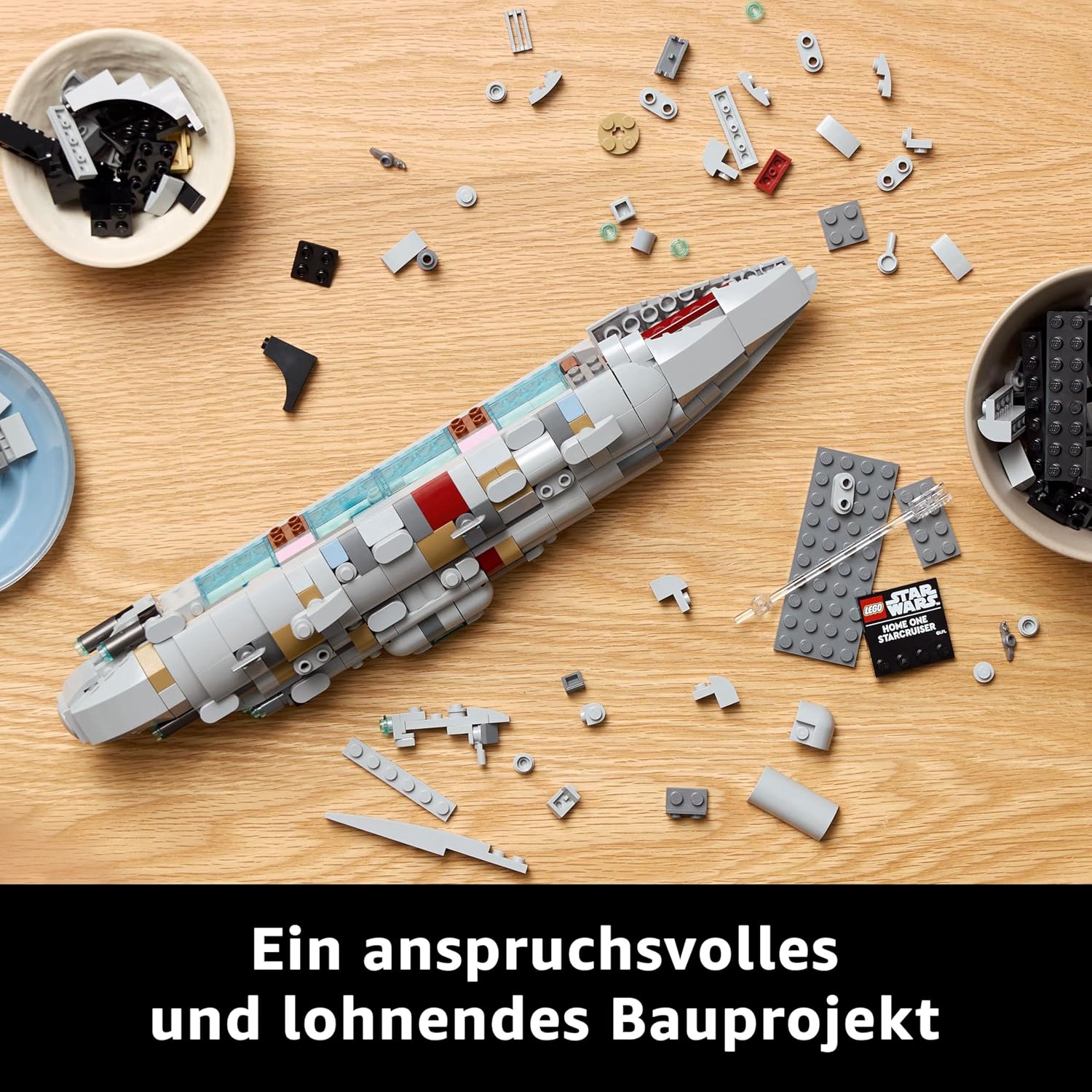 LEGO Star Wars Home One Starcruiser Seitenansicht