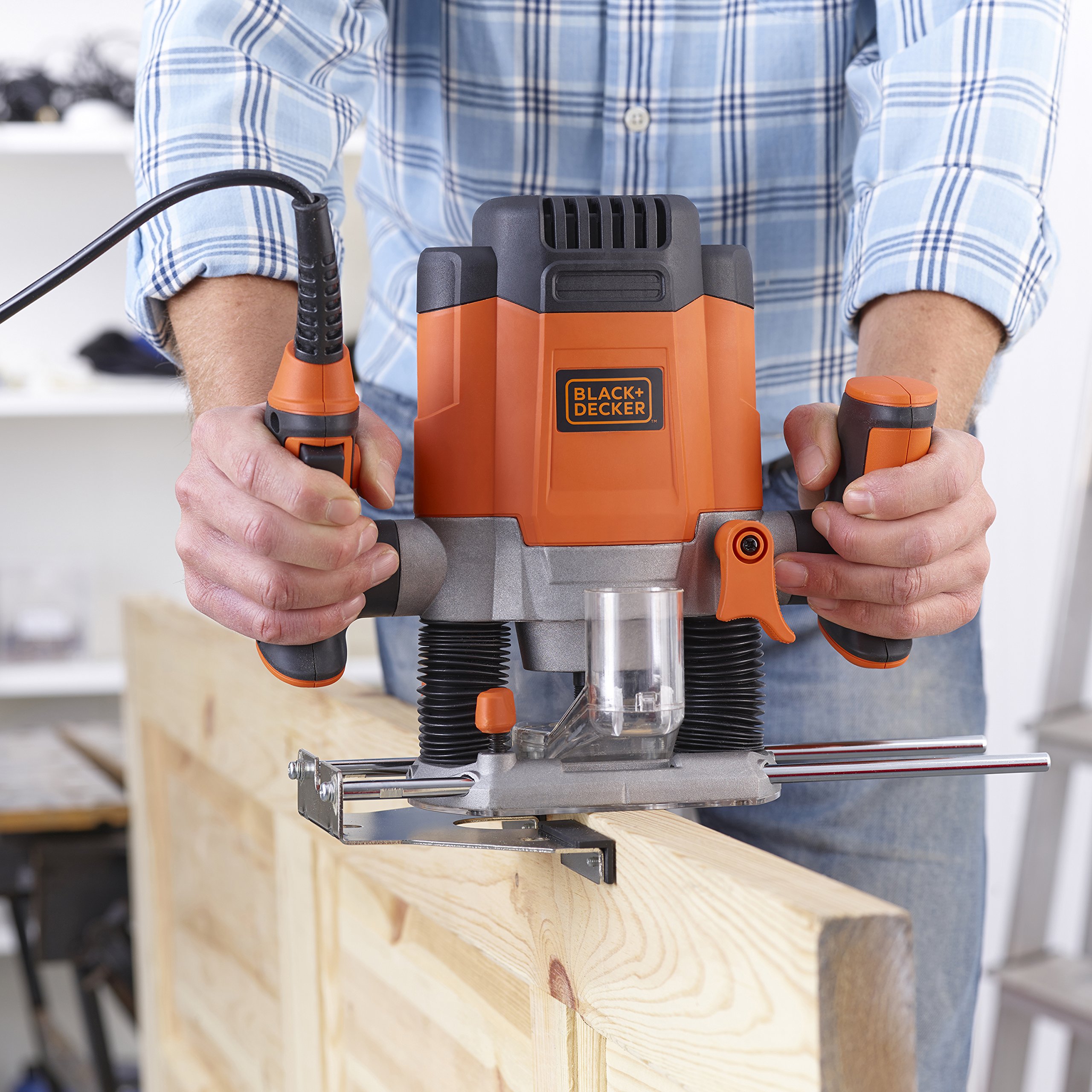 Black+Decker KW1200EKA-QS 1200W 6.35mm Plunge Router + 6 Bits Orange