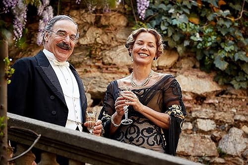 Vista 9 de ALI & NINO-WEIL LIEBE KEI - MO