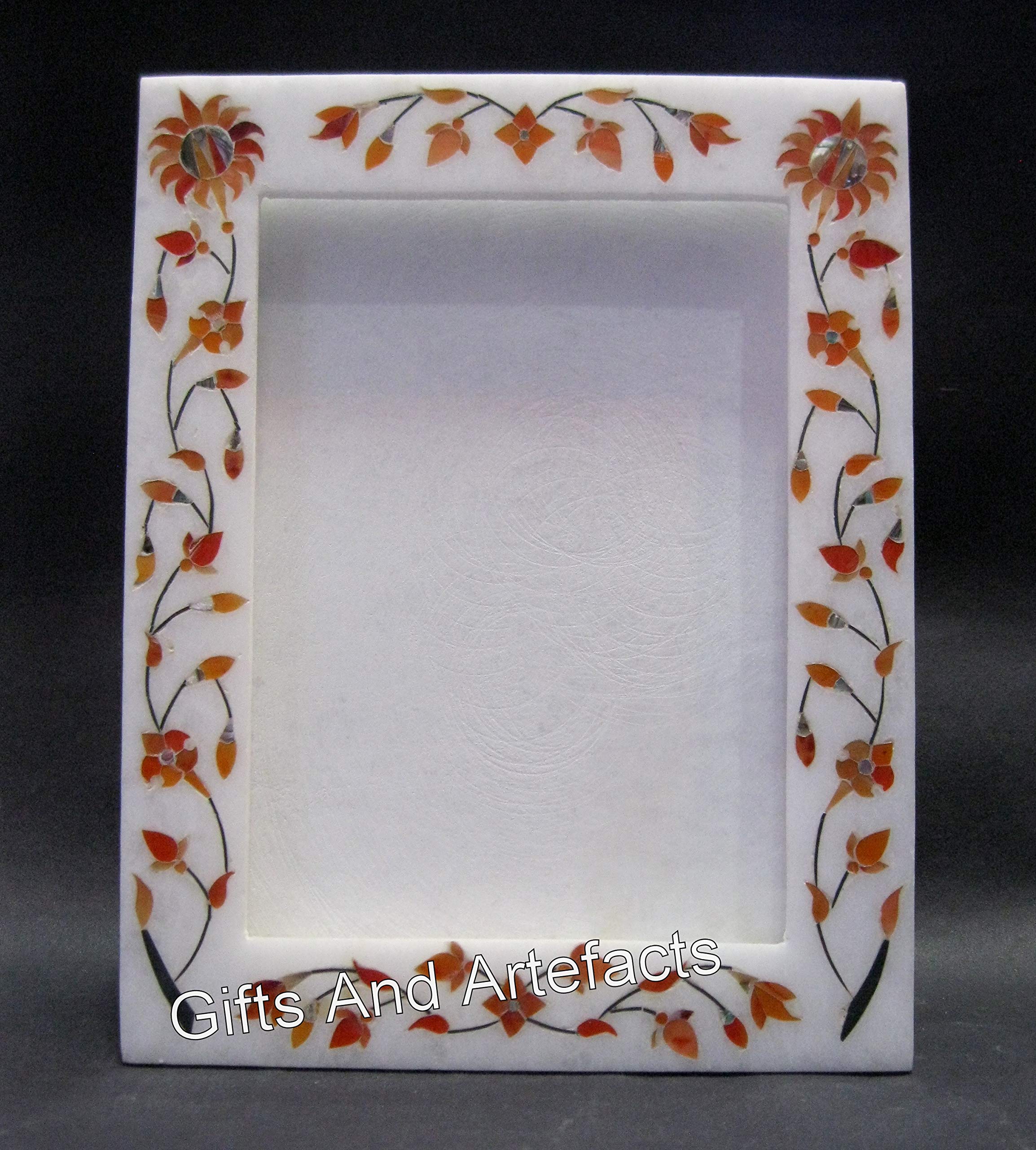 Cadre photo décoratif personnalisé 18x23 cm, l'élégance artisanale dans votre salon