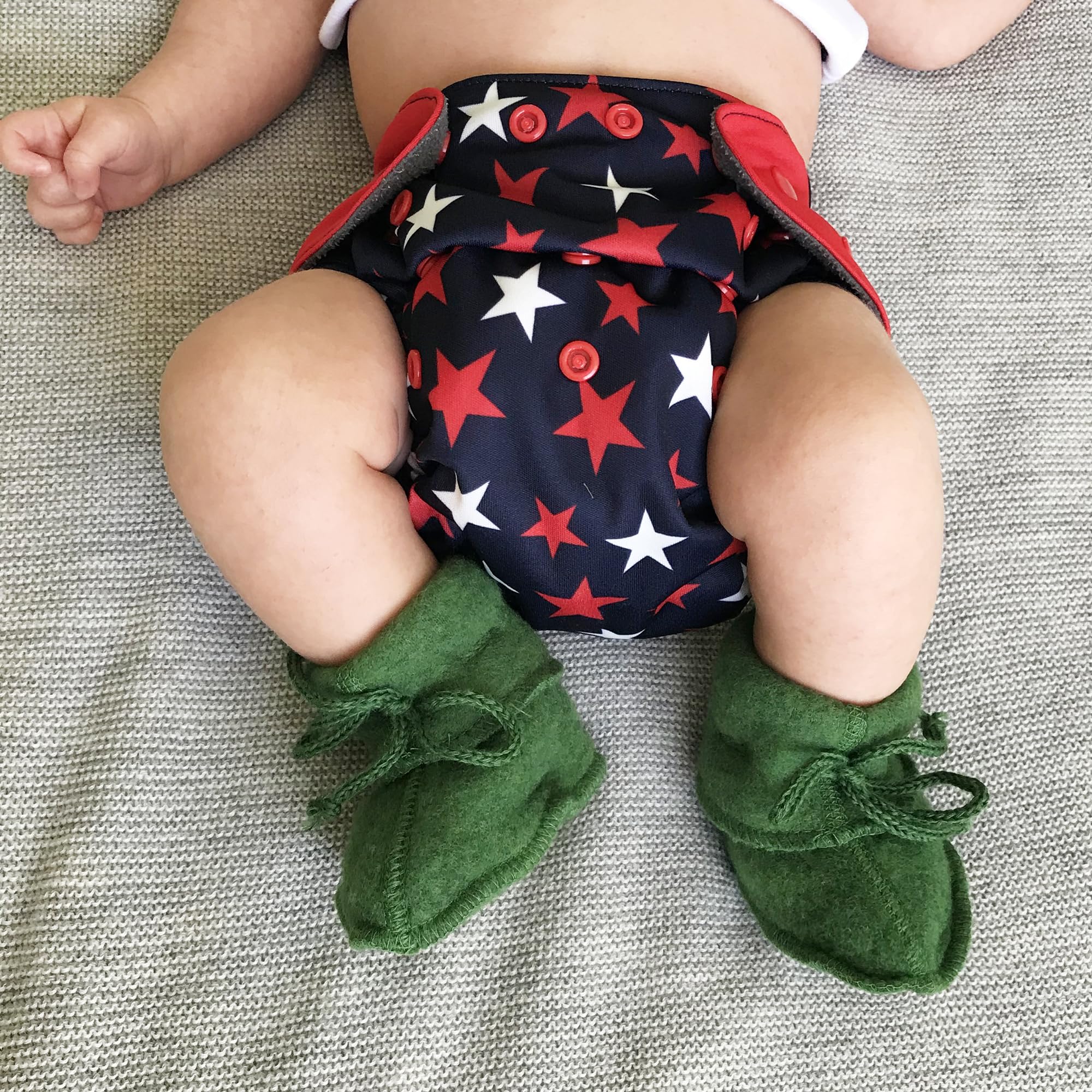 Ecoable Infant Baby Warm Booties Socks with Ties, Organic Merino Wool Fleece (Size 2 | 3-6 months, Walnut)