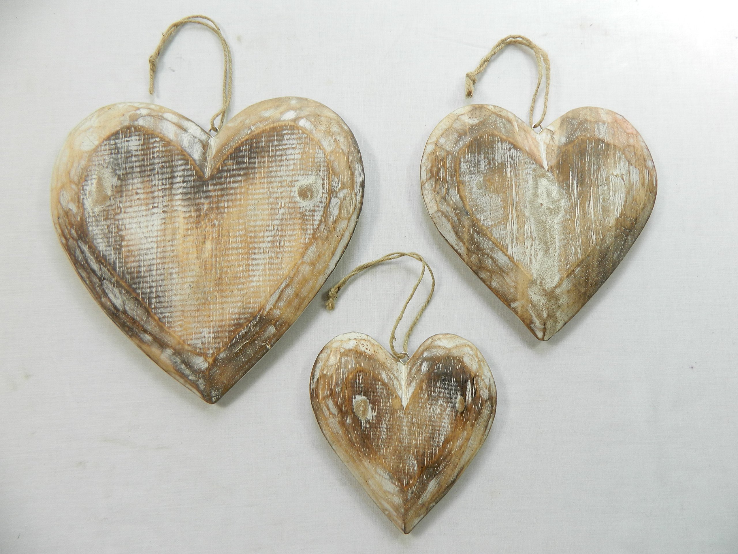 Thai Gifts Wooden Hanging Heart Wall Art - Set of 3 Shabby Chic Hearts - Vintage White