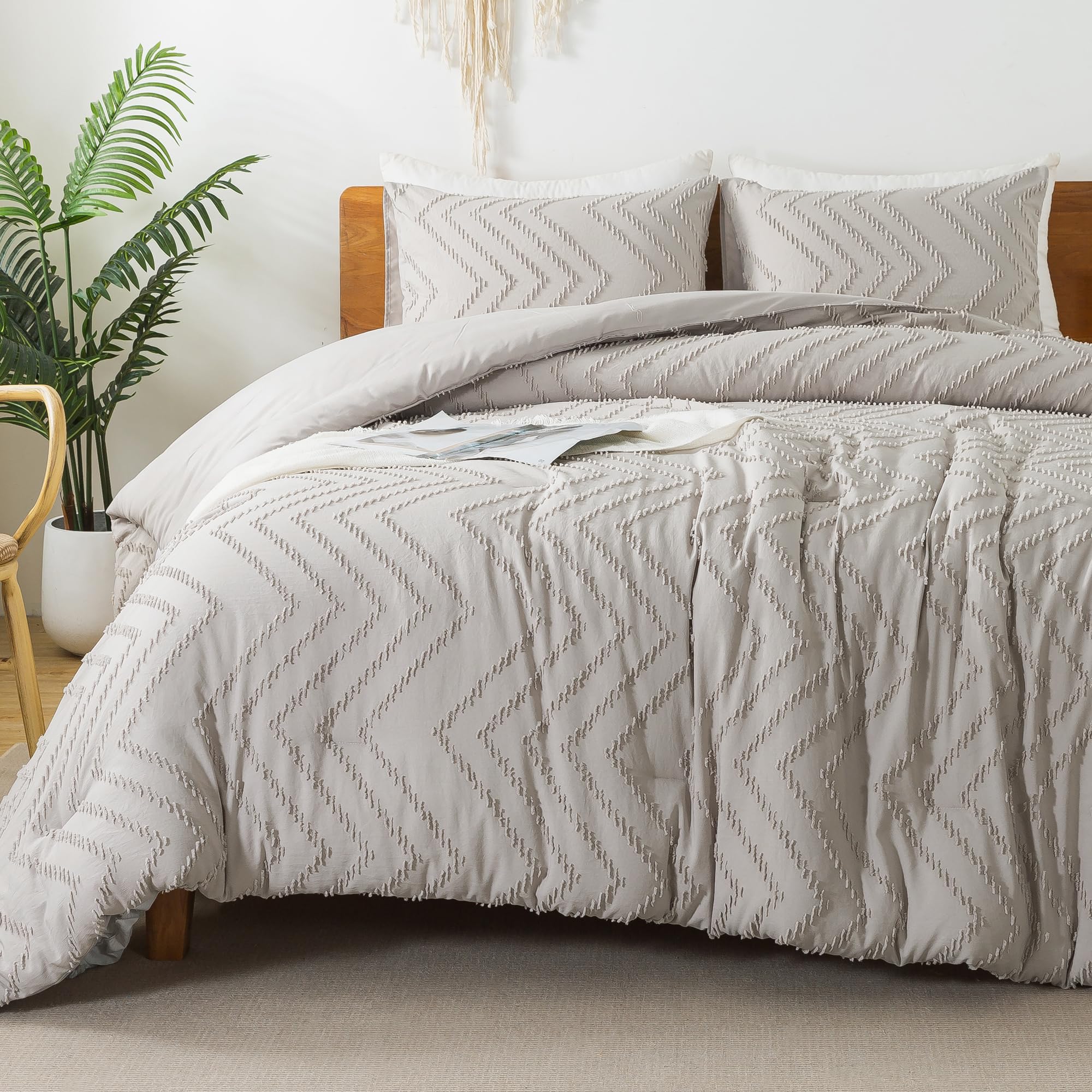 Litanika Linen Comforter Set King Size, 3 Pieces Boho Chevron Tufted Bedding Set & Collections, All Season Bed Set (104x90In Comforter and 2 Pillow Shams)