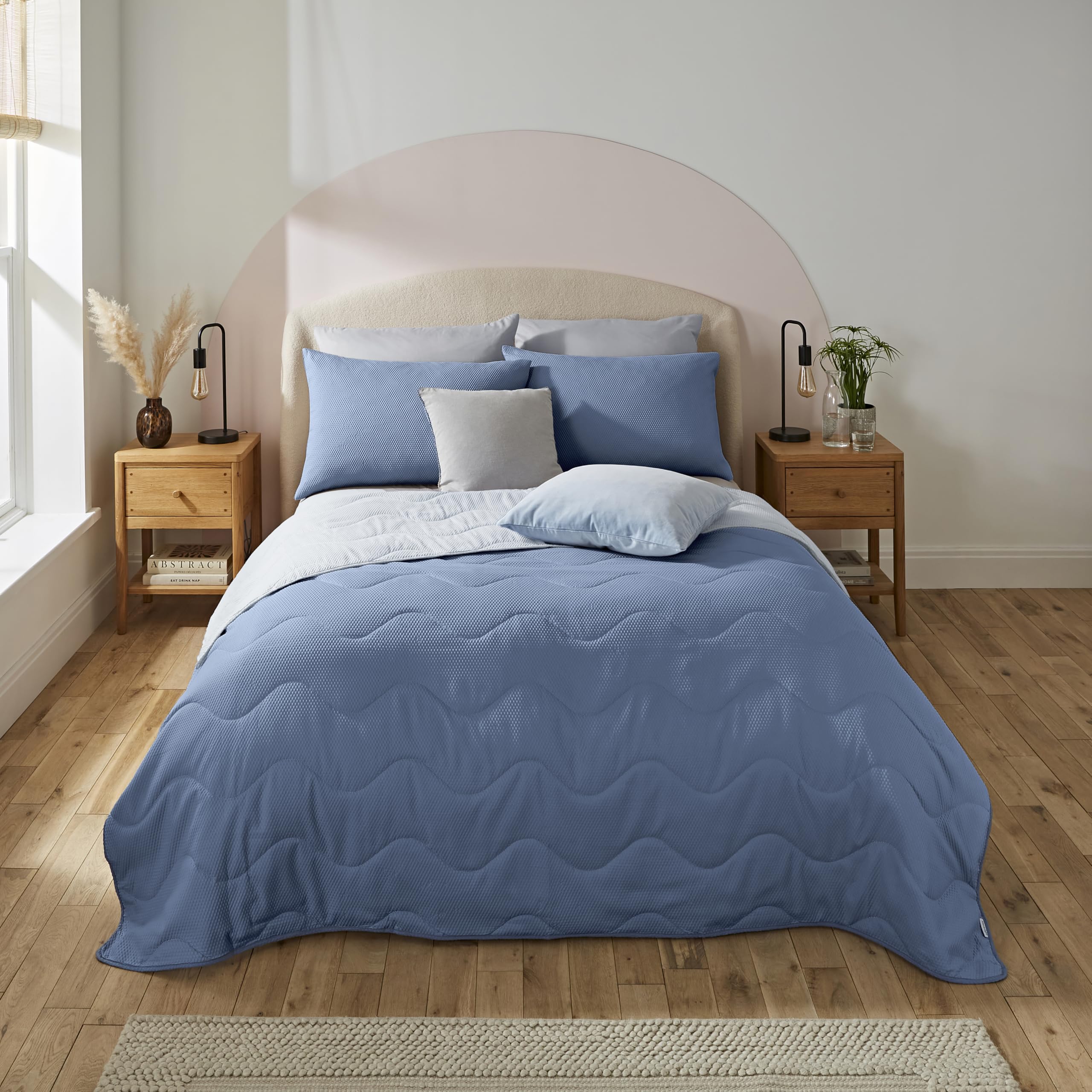 Silentnight Summer Breeze Duvet without Cover - Seersucker 2.5 TOG Summer Lightweight Double Reversible Duvet - Includes Matching Pillow Case - Machine Washable - Grey and Light Blue - Twin-image-34