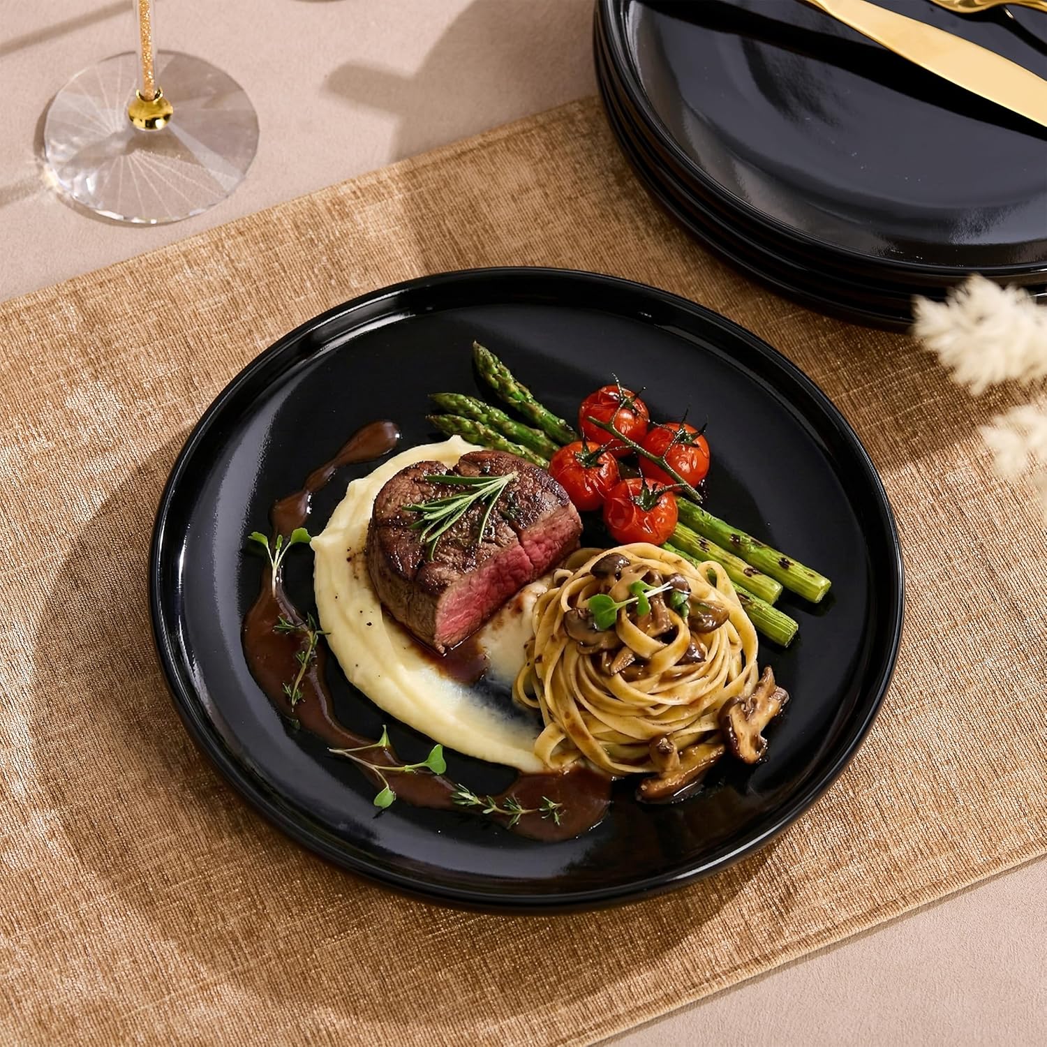 Black Dinner Plates Set of 4,Ceramic Dining Plates 10 Inch,Large Salad Plate,Stoneware Kitchen Plate for Pizza,Steak,Scratch Resistant,Microwave and Dishwasher Safe