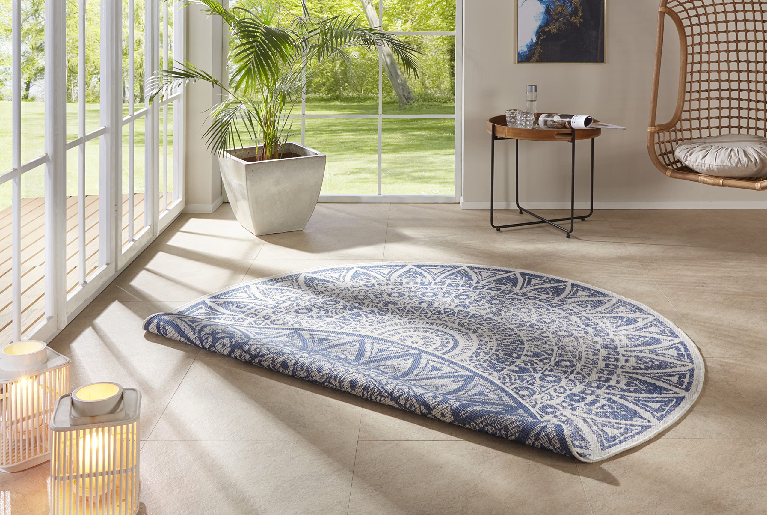 Lilja Vintage Round Rug - Blue - 140cm Diameter - Indoor Outdoor Reversible - Polypropylene