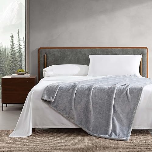 Miniatura 4 de Eddie Bauer - Manta de felpa ultra suave para decoración del hogar, ropa de cama para todas las estaciones (gris sólido Ultra Lux, 50 x 60)