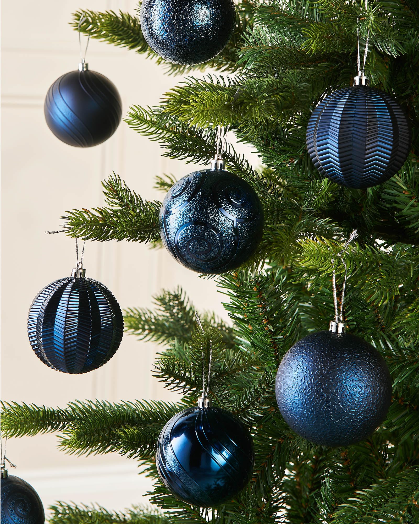 Werchristmas Navy Blue Shatterproof Baubles
