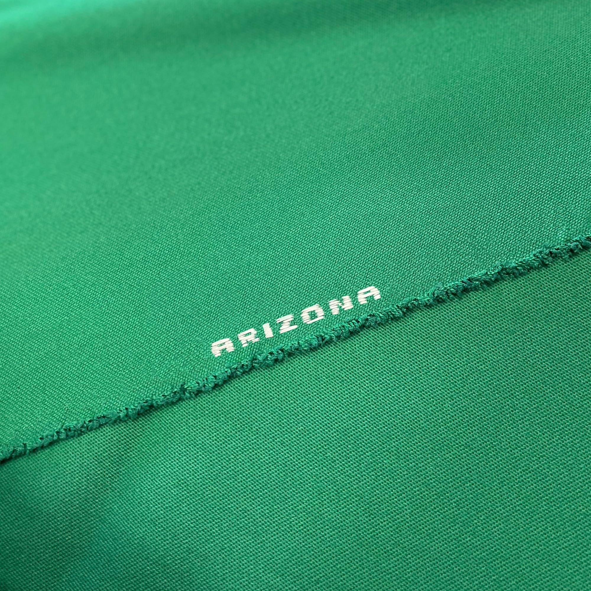 Winsport Billardtuch Arizona grün, Coupon 350x150 cm, für Spielfläche und Banden, hochwertiges, langlebiges Poolbillard-Tuch, Laufschnelles Filz, optional als Set inkl. Sprühkleber