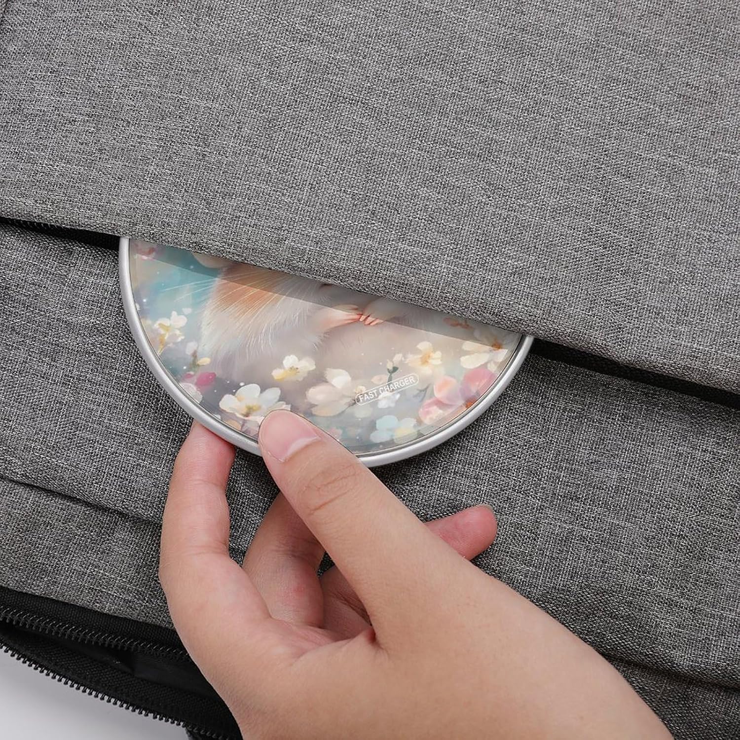 Cute Hamster Cartoon Fat Pet Wireless Charger Lightweight Wireless Charging Pad Phone Charging Mat for Travel Home image 4