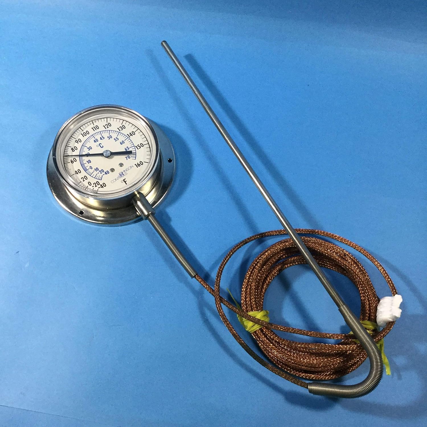 Series T-2100 Dial Thermometer with Surface Mounting Style, "B" Bulb Element Style, -40-71° C Temperature Scale