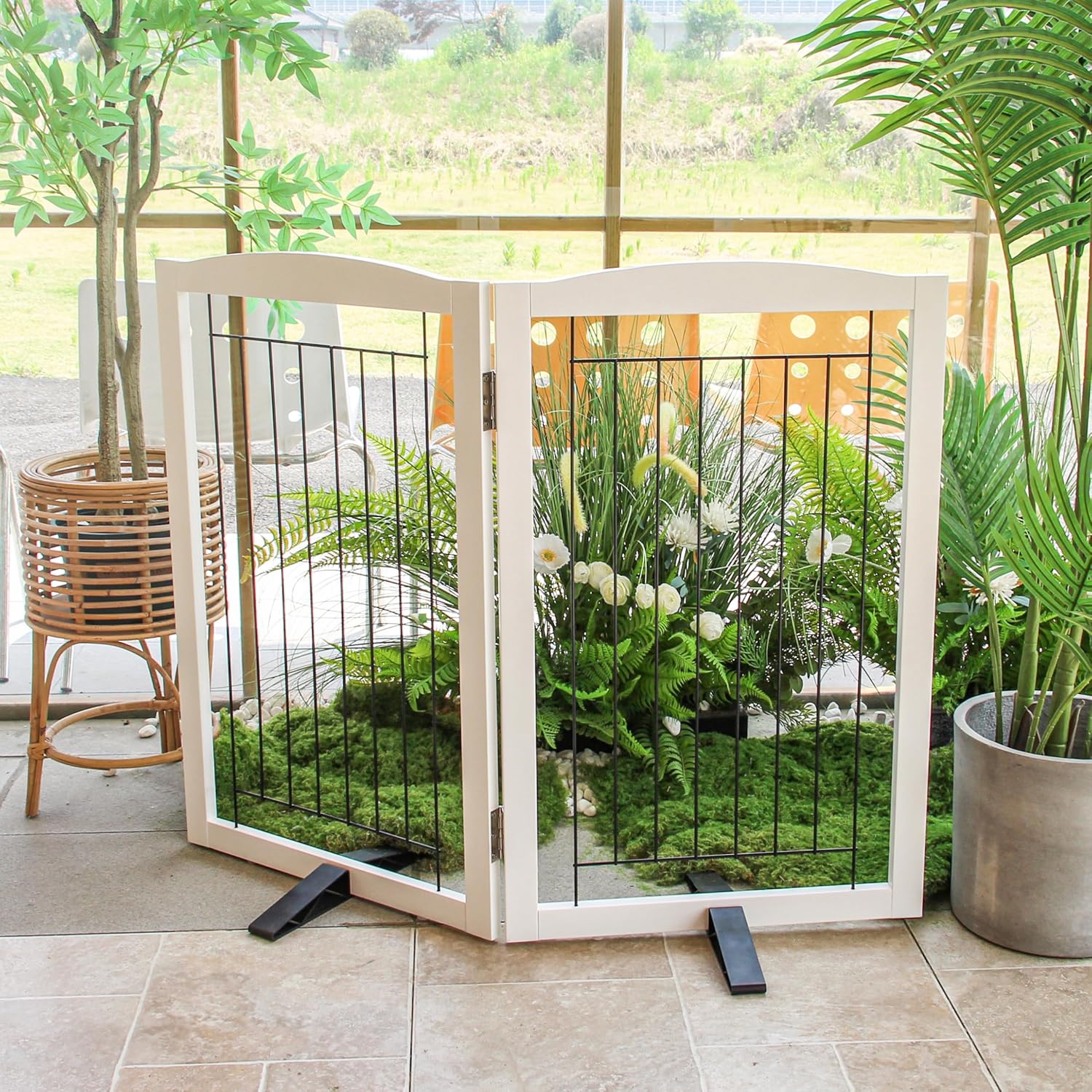 ZJSF Freestanding Dog Fence Indoor, Foldable Dog Gate for Doorways, Stairs or Hallways, Sturdy Wood Extra Wide Pet Gate with Support Feet for The House, White, 32 "Height-2 Panels