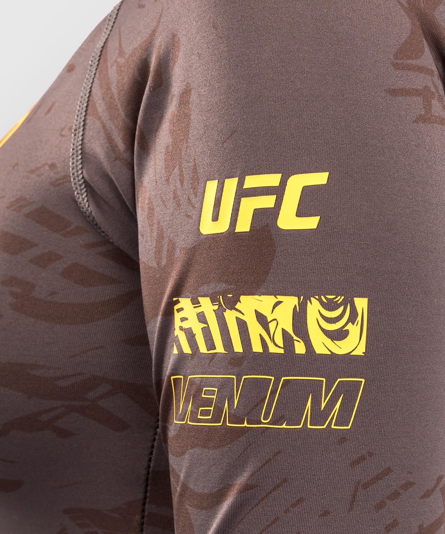 VENUM Fight Week Women's Performance Long Sleeve Rashguard Camisa de Guardia erup Mujer