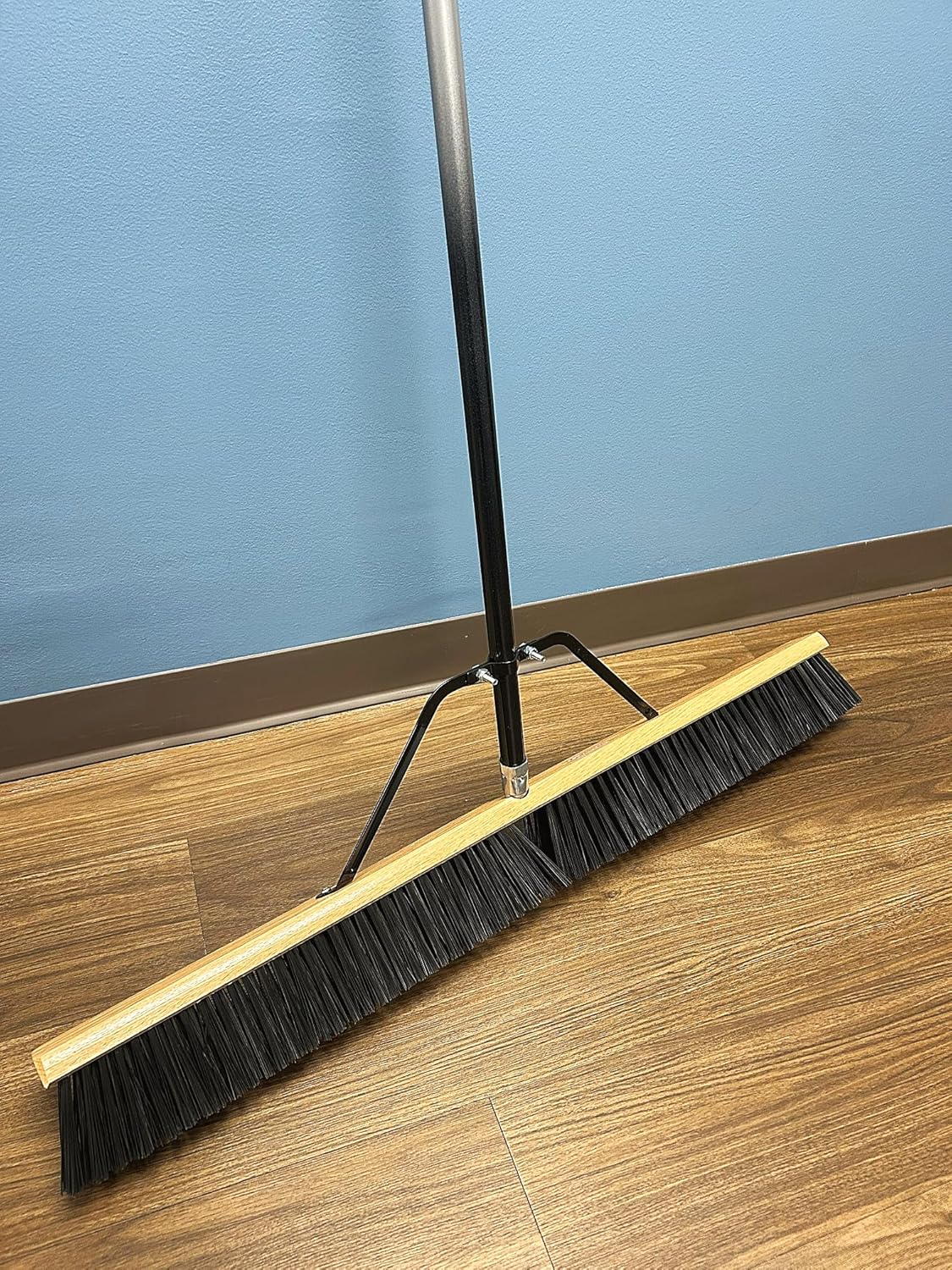 PBRA36004 Heavy Duty 36" Rough-Surface Push Broom with Silver/Black Handle