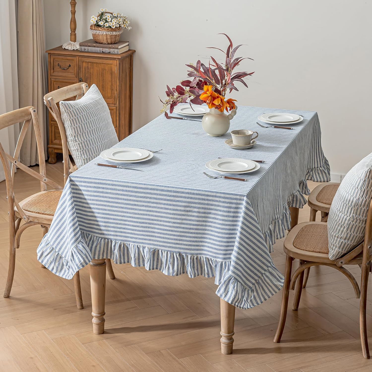Striped Cotton Blend Tablecloth 60" × 84" Ruffled Table Cloth Washable Rectangular Fabric Table Cover Farmhouse Picnic Kitchen Dinning Tabletop Home Decoration, Blue, 6-8 Seats