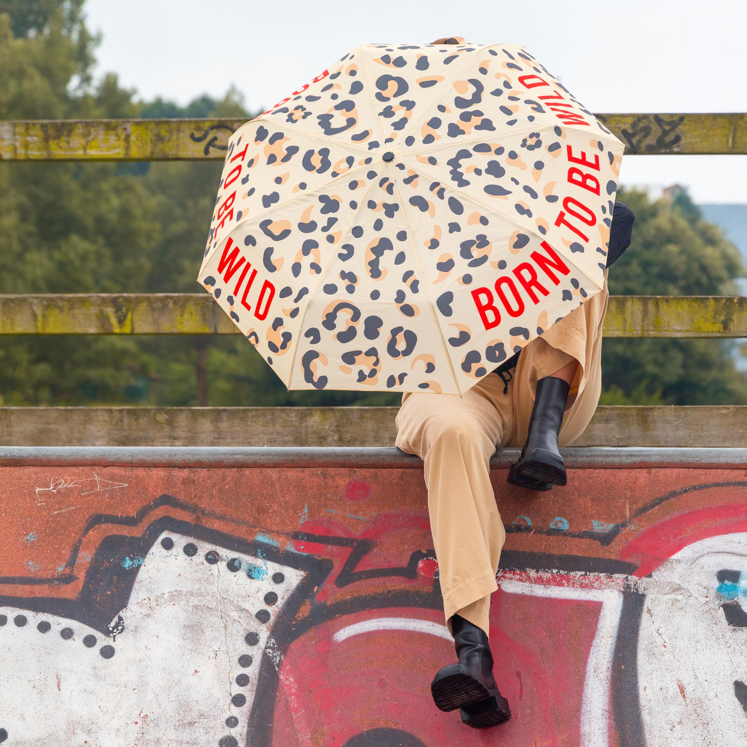Fisura – Składany parasol damski "born to be wild” w zwierzęcy wzór, mały parasol damski automatyczny przeciwwiatrowy, kompaktowy rozmiar podróżny, średnica po otwarciu 96 cm