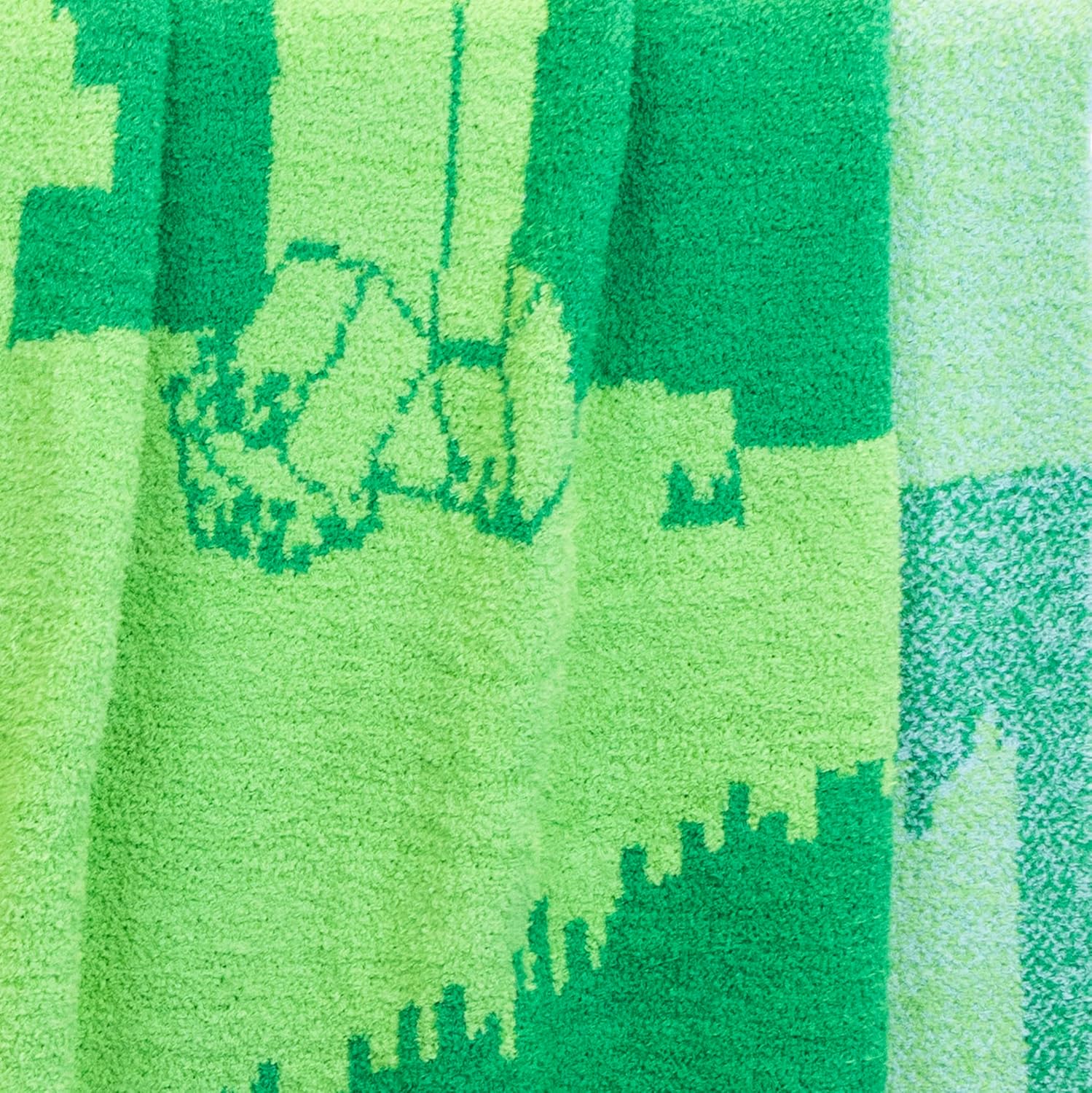 Jay Franco Minecraft Creeper Feather Knit Fluffy Throw Blanket - Fuzzy Blanket Measures 50 x 60 Inch - Super Soft Lightweight Gamer Bedding - Image 5