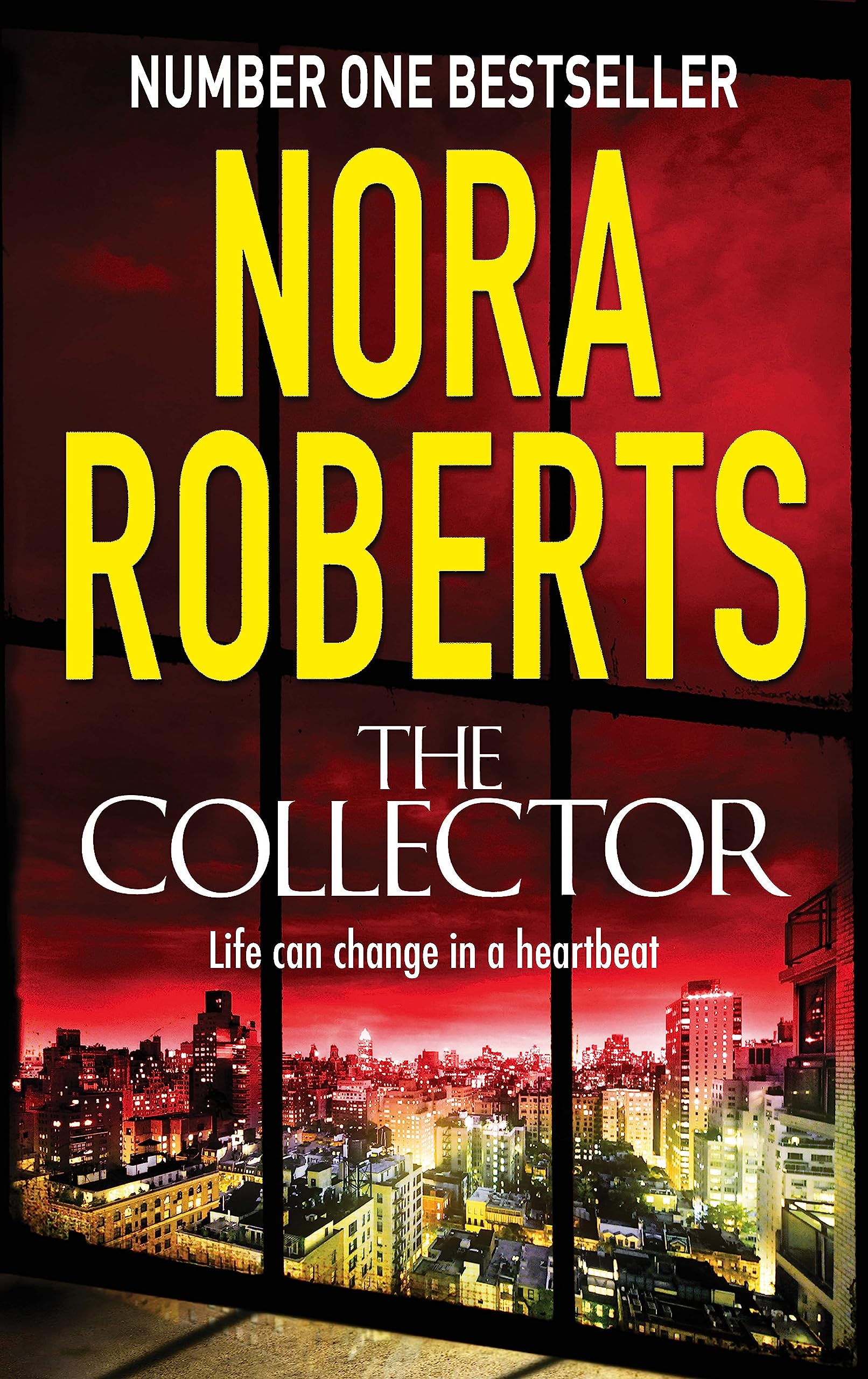 The Collector by Nora Roberts (Paperback Book)